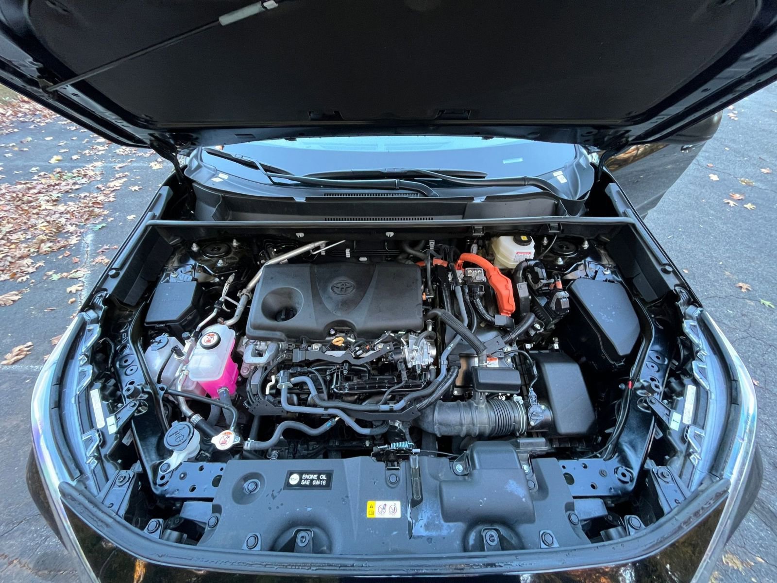 Thumbnail: 2025 Toyota RAV4 - 28