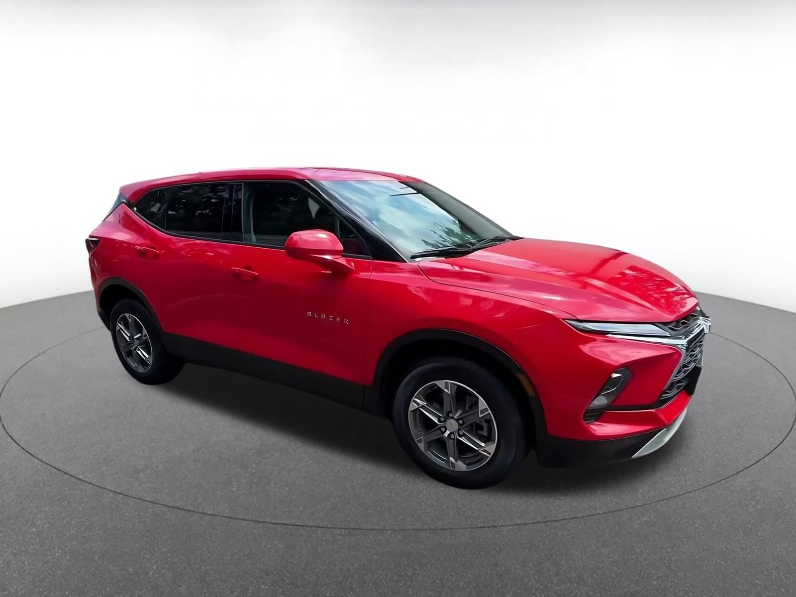 Thumbnail: 2026 Chevrolet Blazer - 2