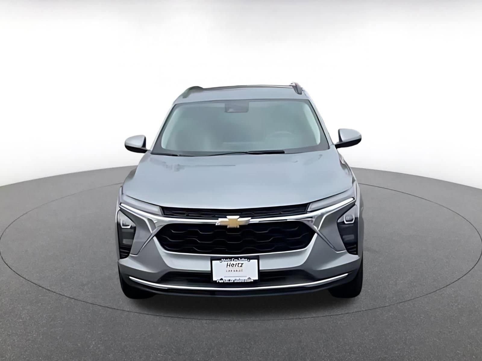 Thumbnail: 2025 Chevrolet Trax - 4