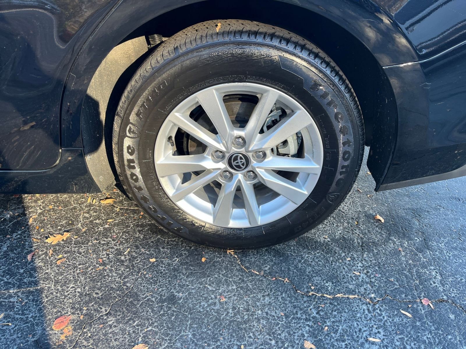 Thumbnail: 2025 Toyota Camry - 24