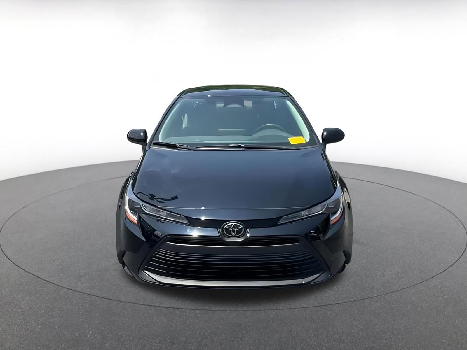 Thumbnail: 2024 Toyota Corolla - 3