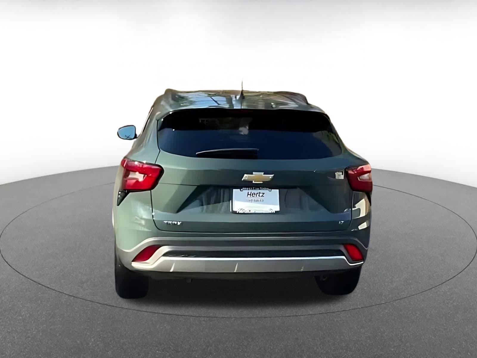 Thumbnail: 2025 Chevrolet Trax - 12