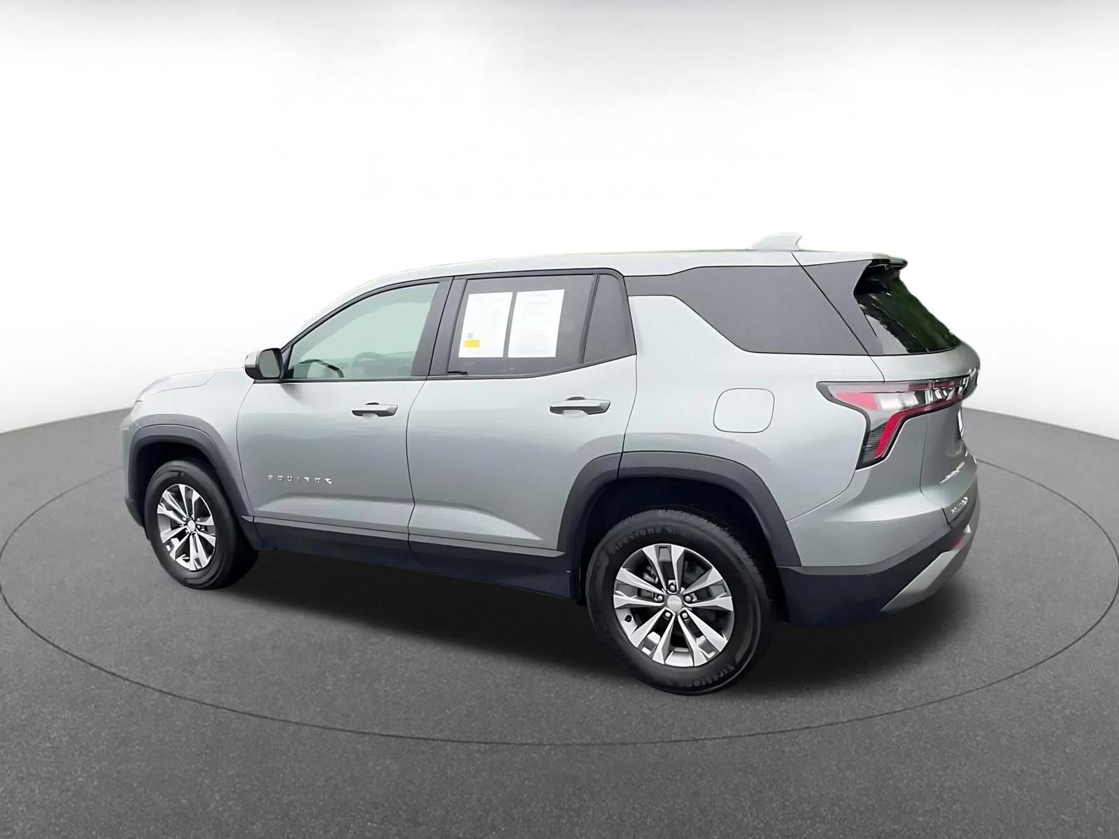 Thumbnail: 2025 Chevrolet Equinox - 10