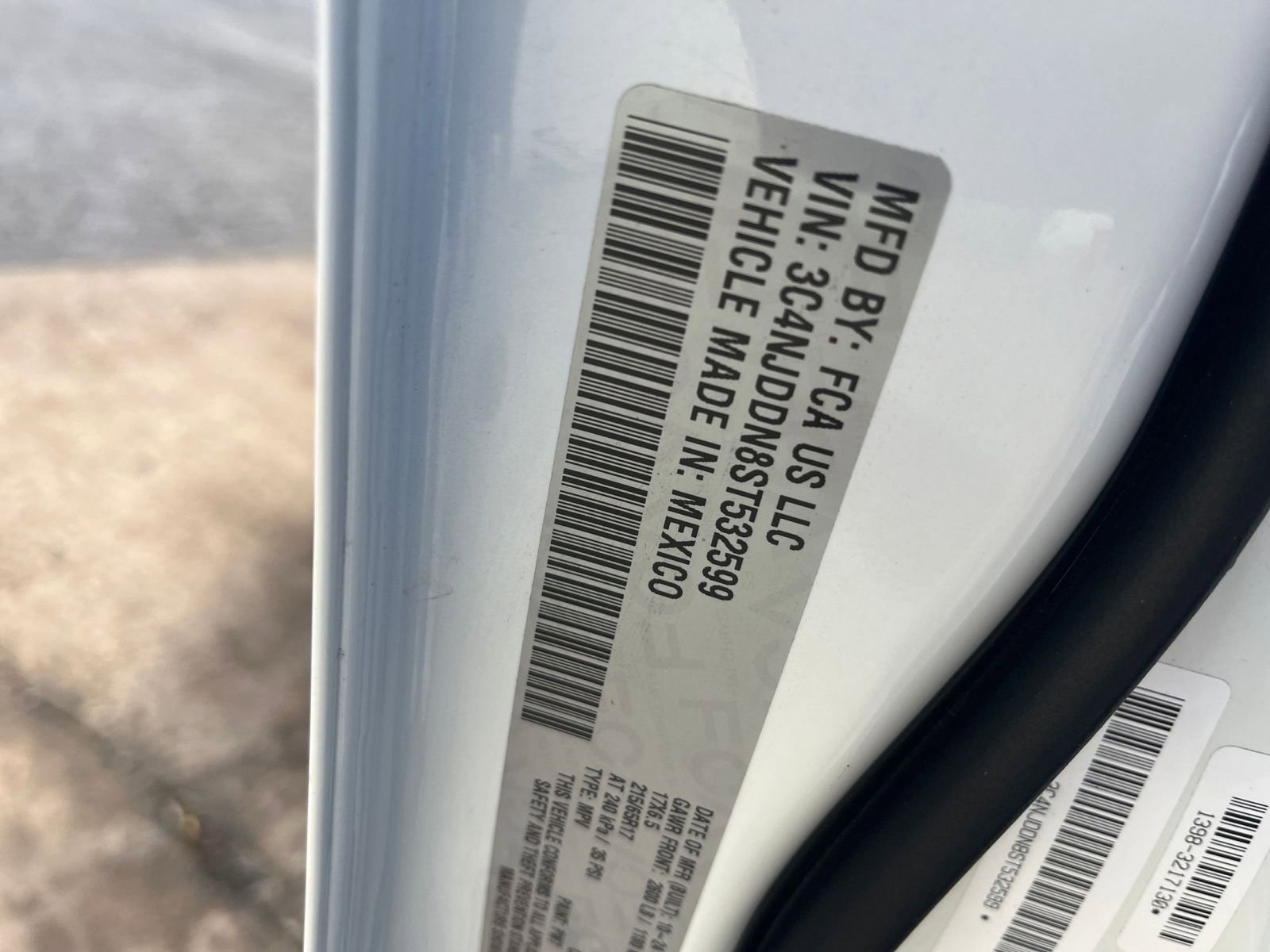 Thumbnail: 2025 Jeep Compass - 23