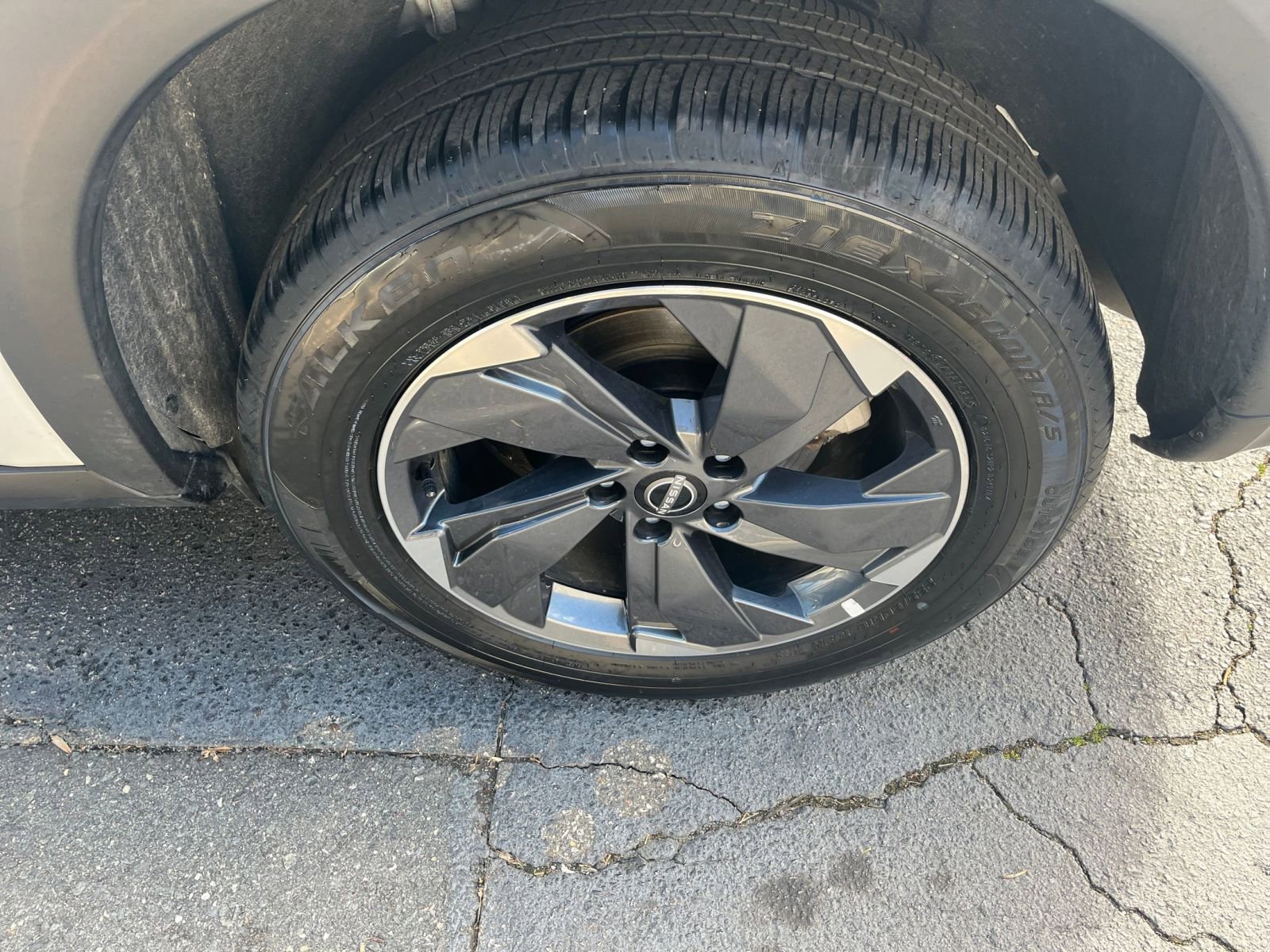 Thumbnail: 2025 Nissan Rogue - 25