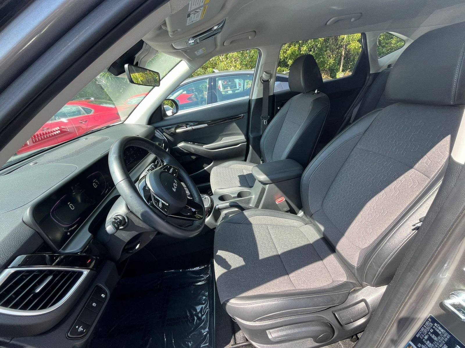 Thumbnail: 2025 Kia Seltos - 23