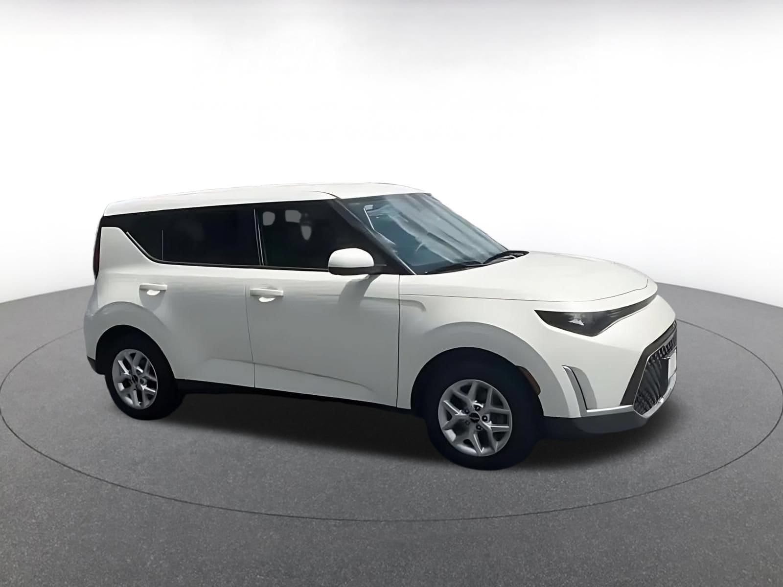 Thumbnail: 2025 Kia Soul - 2