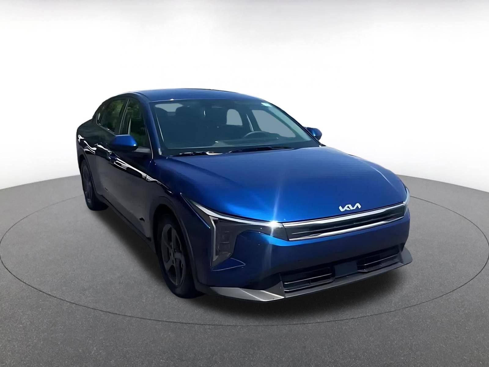 Thumbnail: 2025 Kia K4 - 3