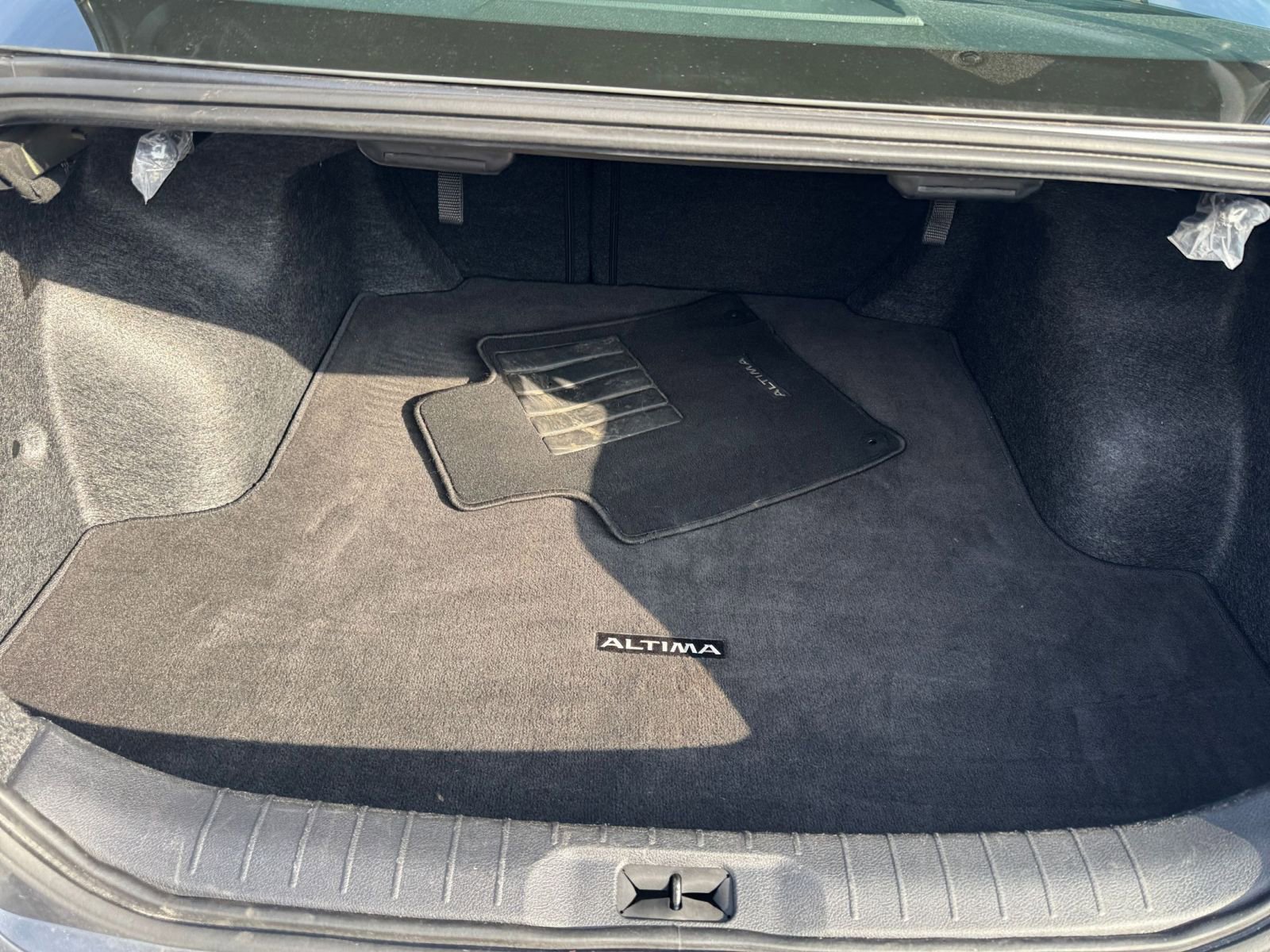 Thumbnail: 2025 Nissan Altima - 24