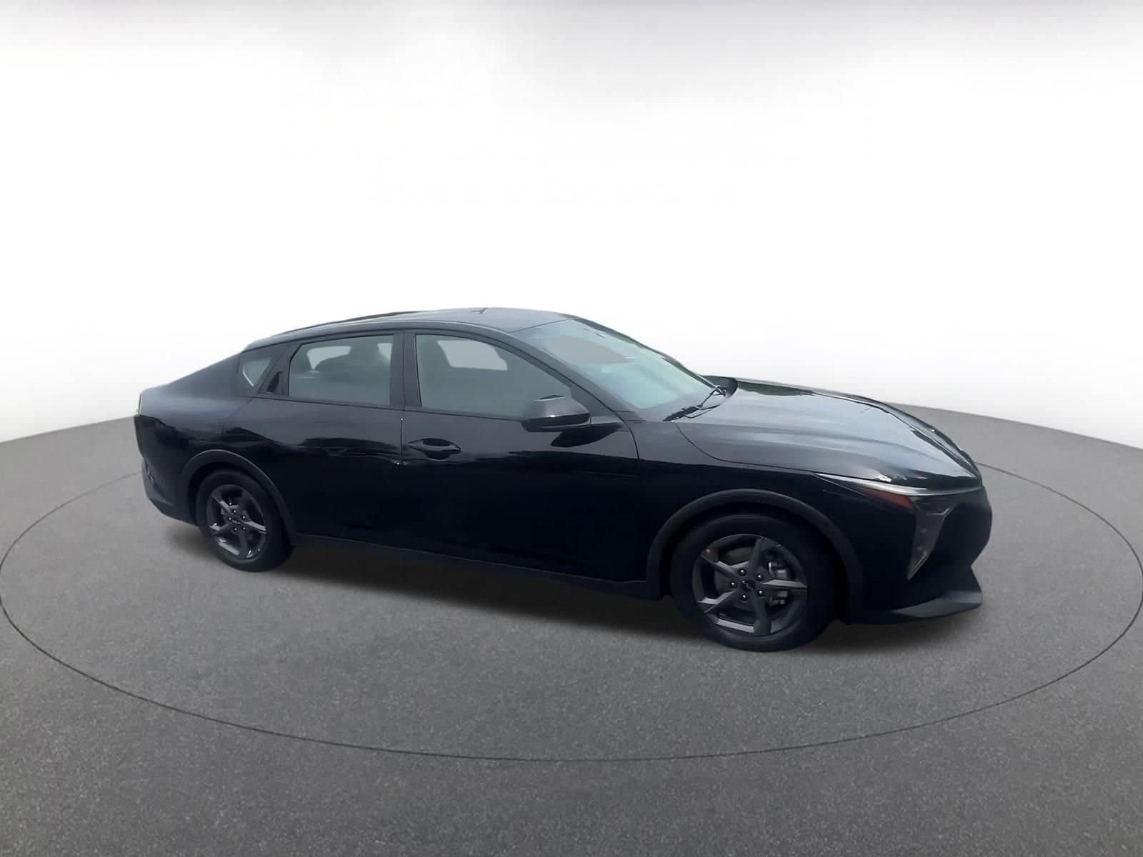 Thumbnail: 2025 Kia K4 - 2