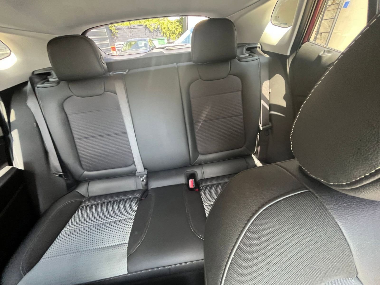 Thumbnail: 2025 Chevrolet Trax - 32