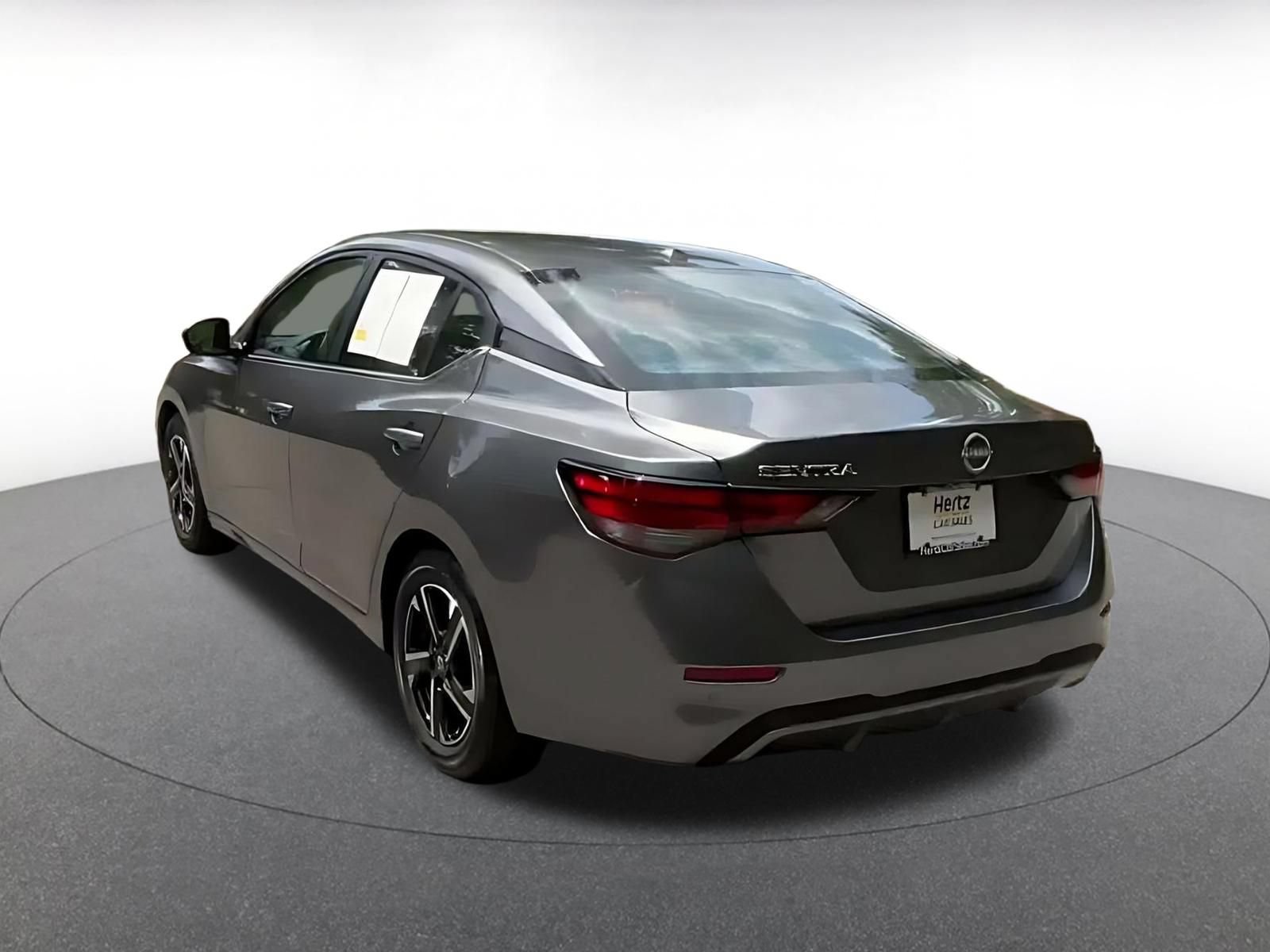Thumbnail: 2025 Nissan Sentra - 10