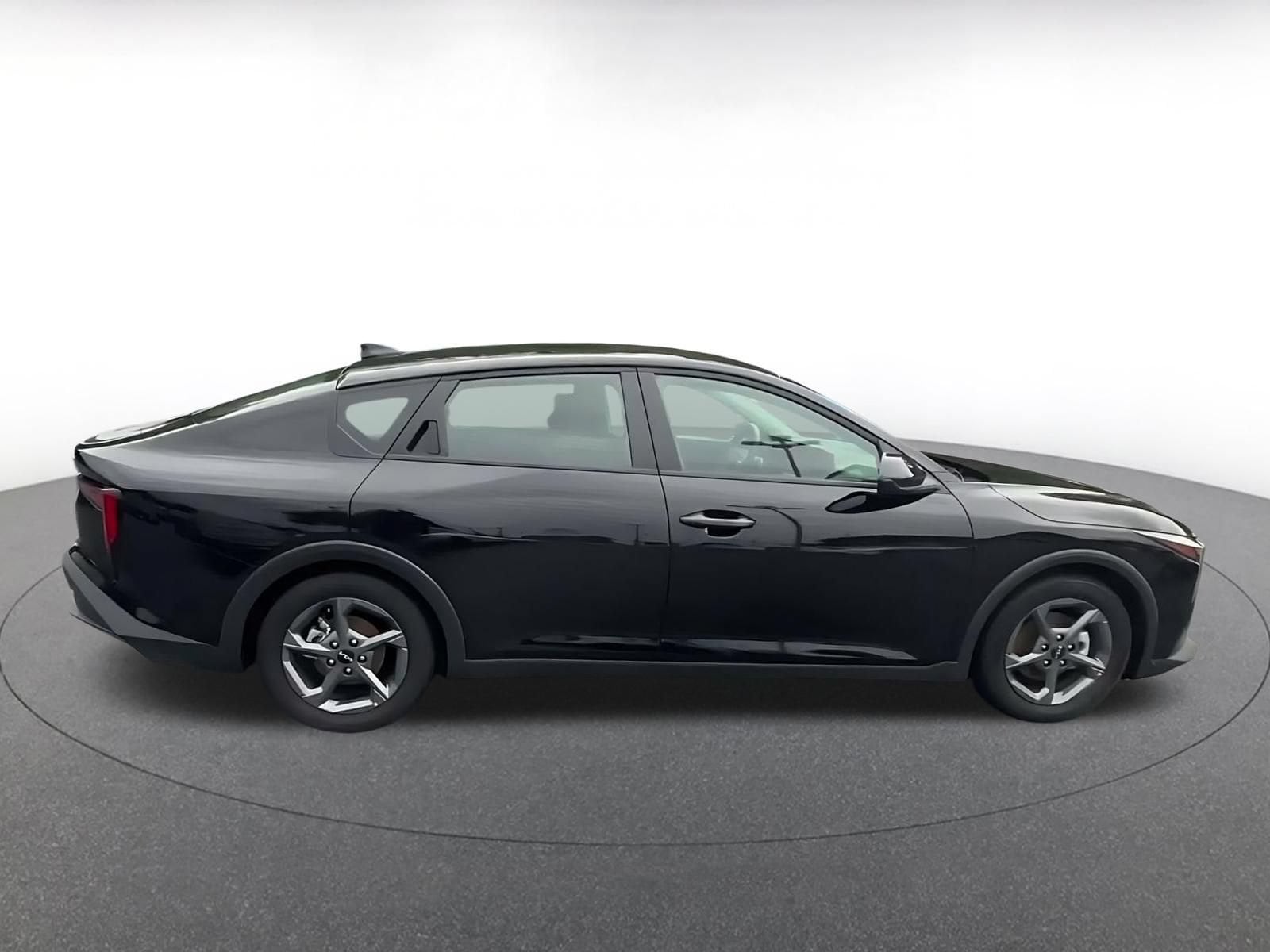 Thumbnail: 2025 Kia K4 - 13