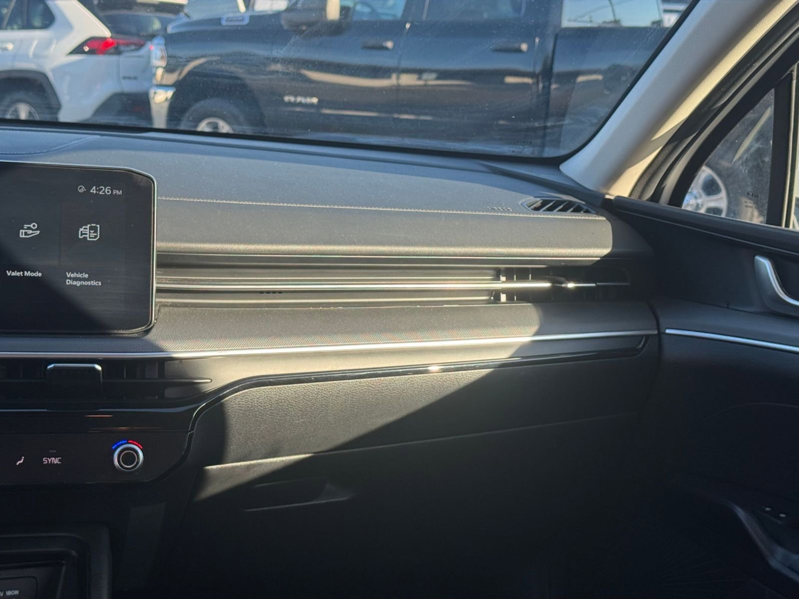 Thumbnail: 2025 Kia K5 - 29