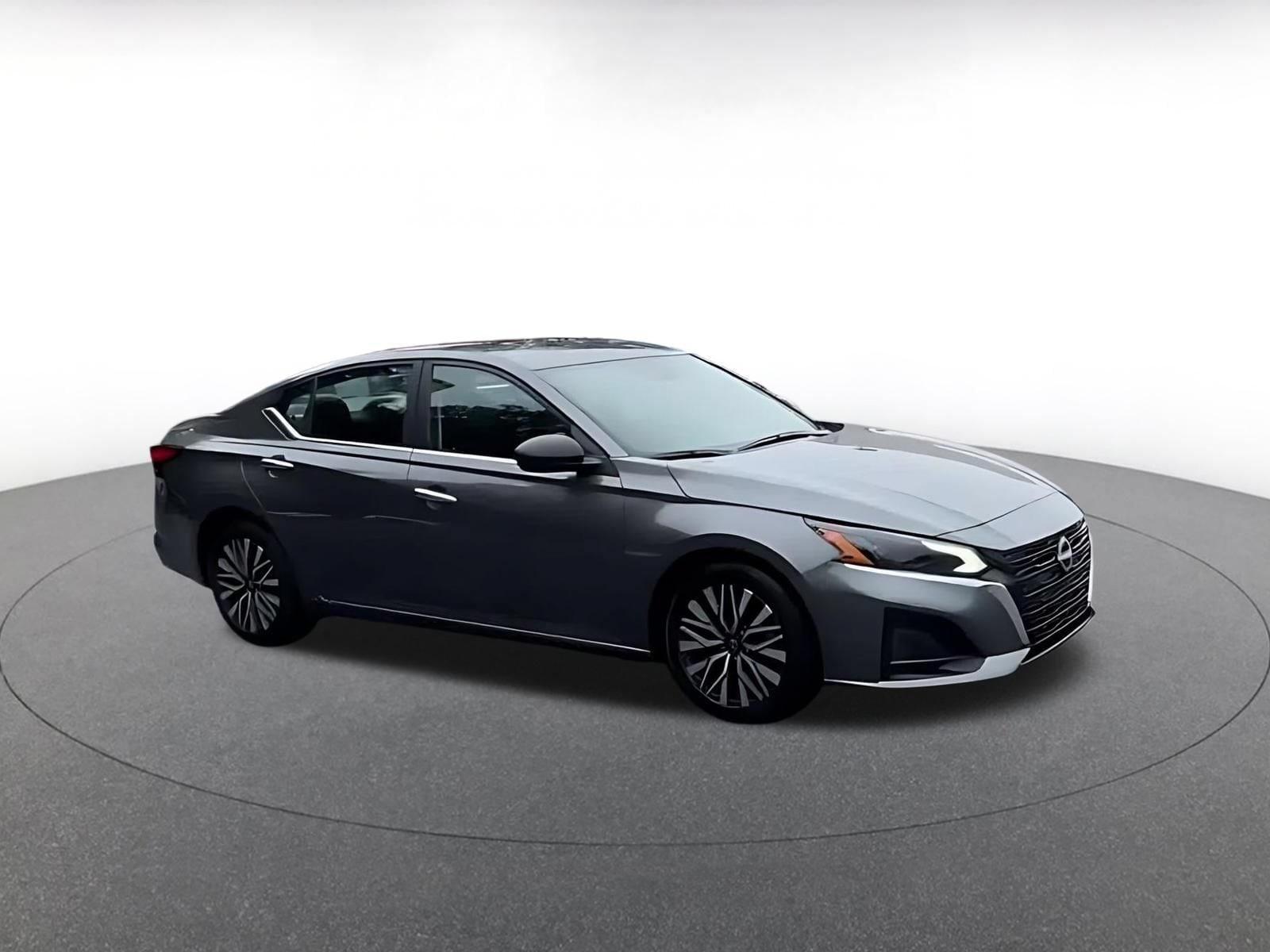 Thumbnail: 2025 Nissan Altima - 2