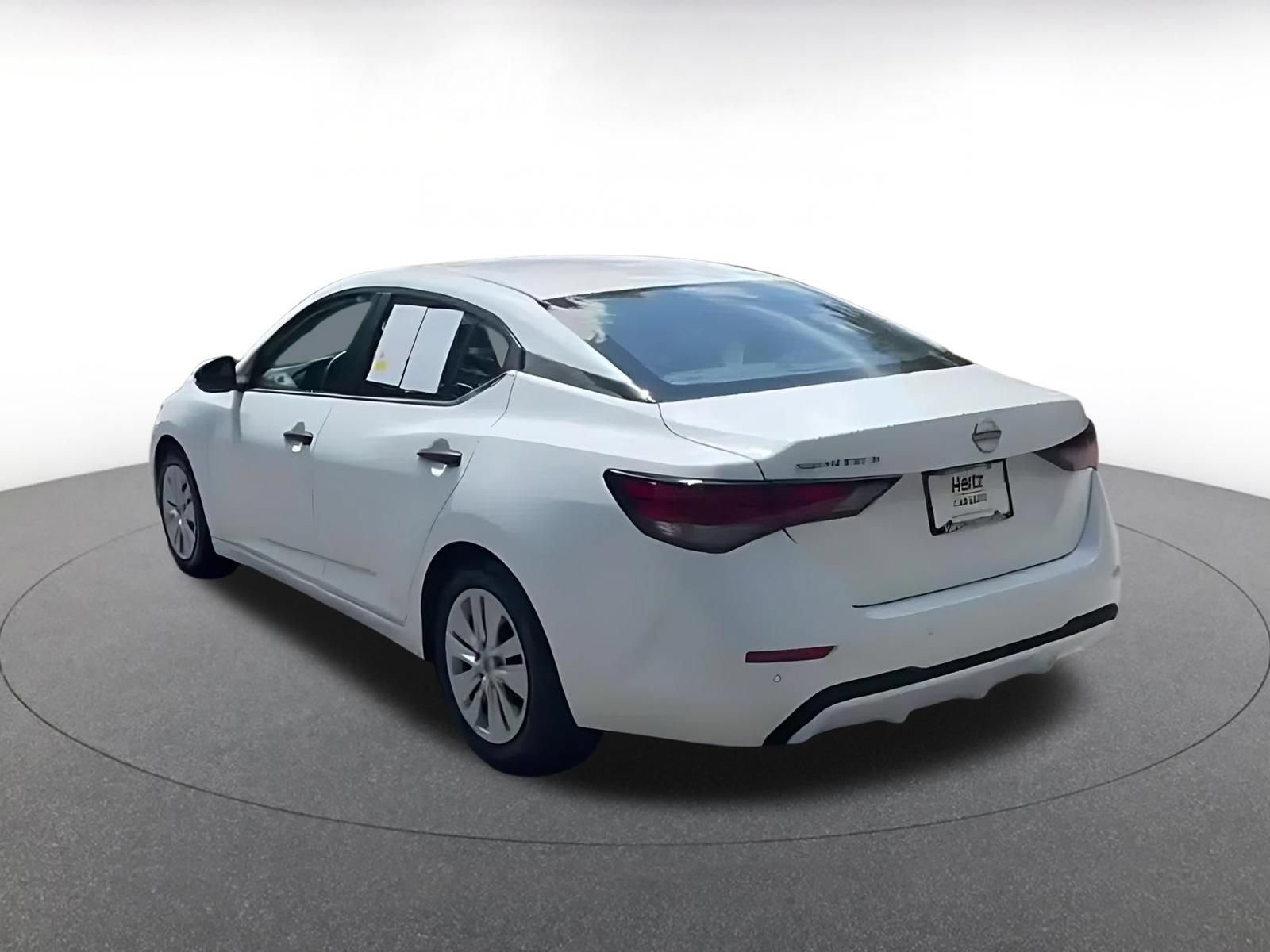 Thumbnail: 2025 Nissan Sentra - 9