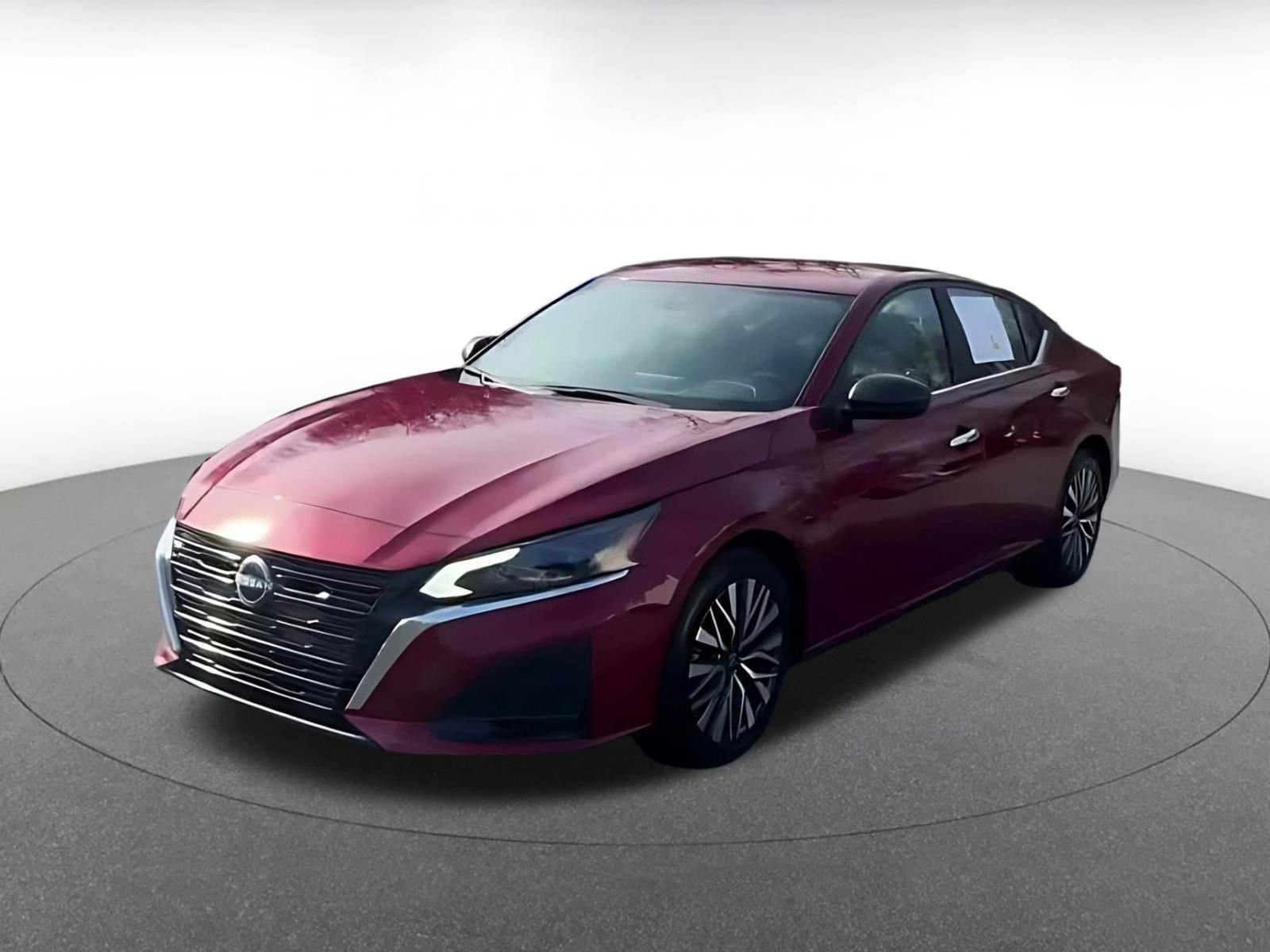 Thumbnail: 2025 Nissan Altima - 4