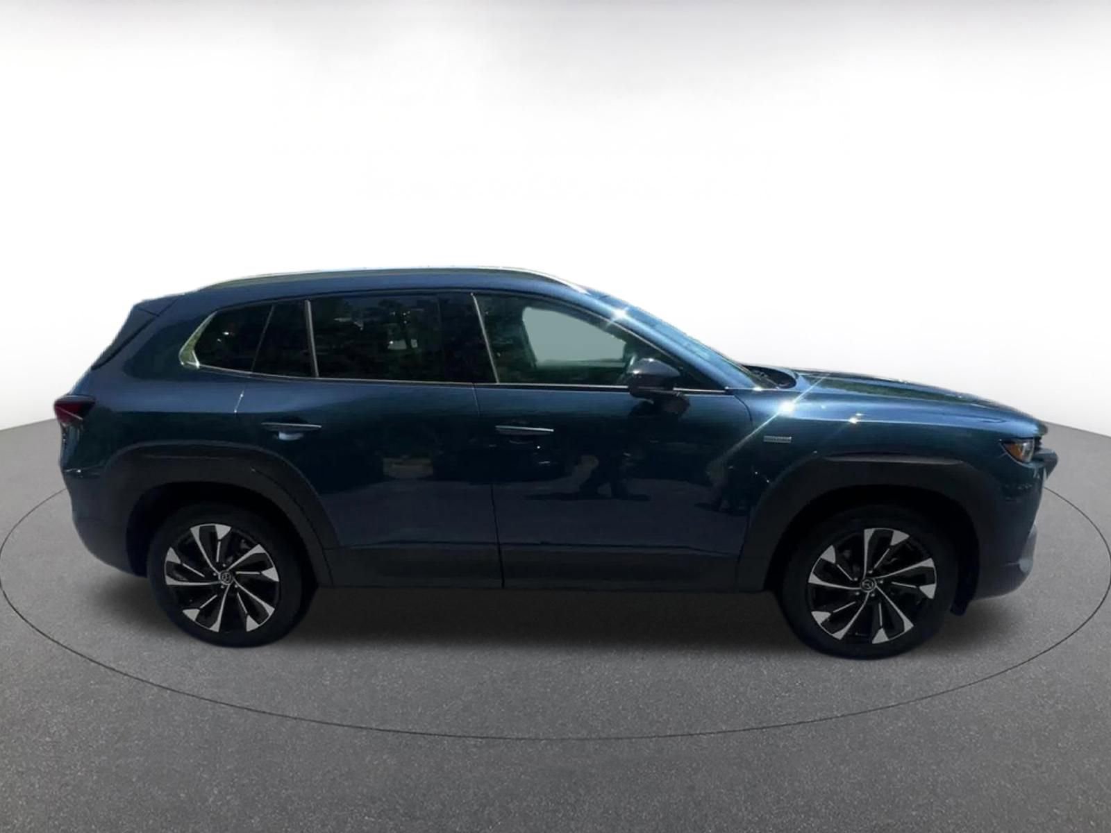 Thumbnail: 2025 Mazda CX-50 - 16
