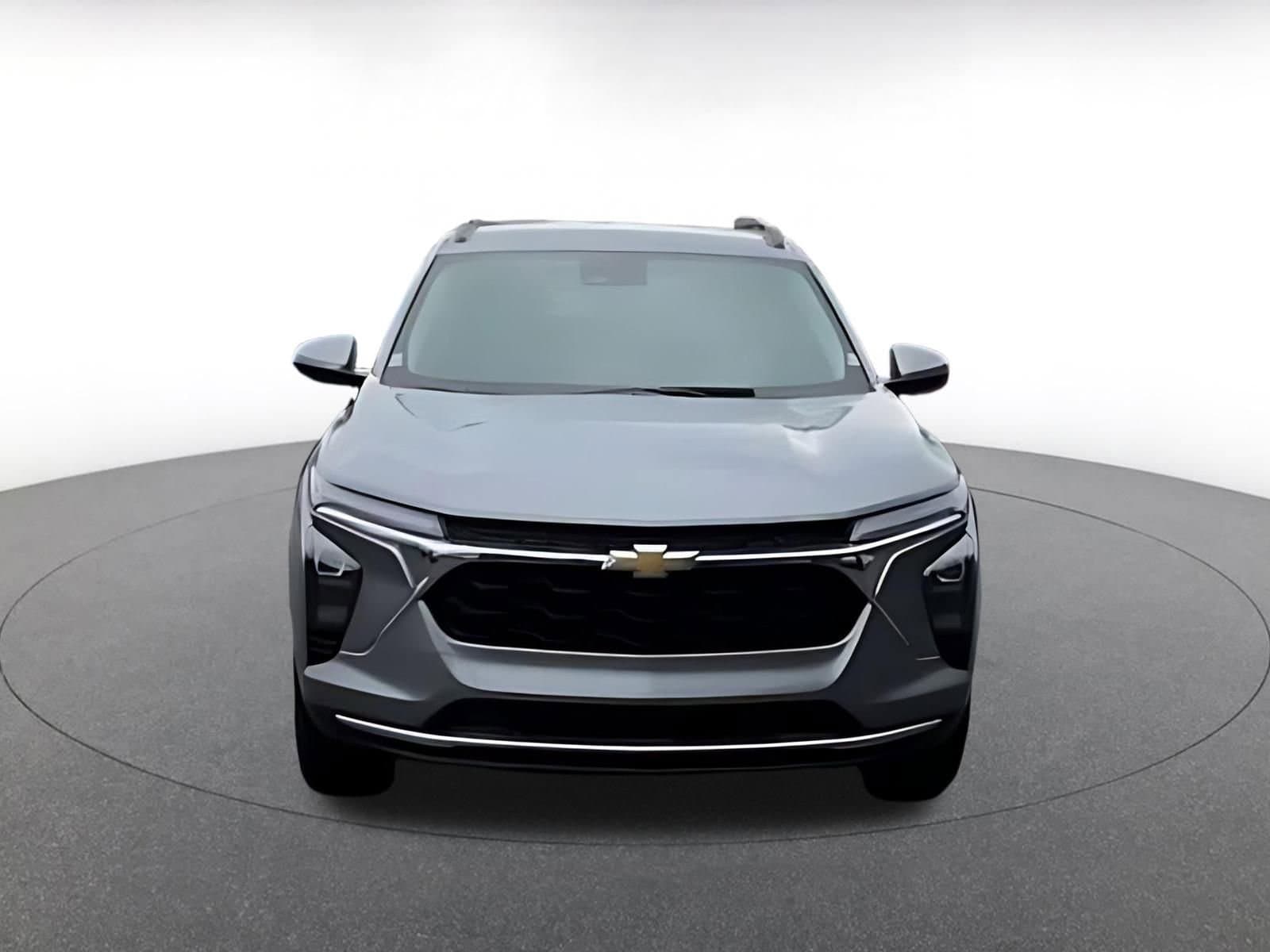 Thumbnail: 2025 Chevrolet Trax - 4