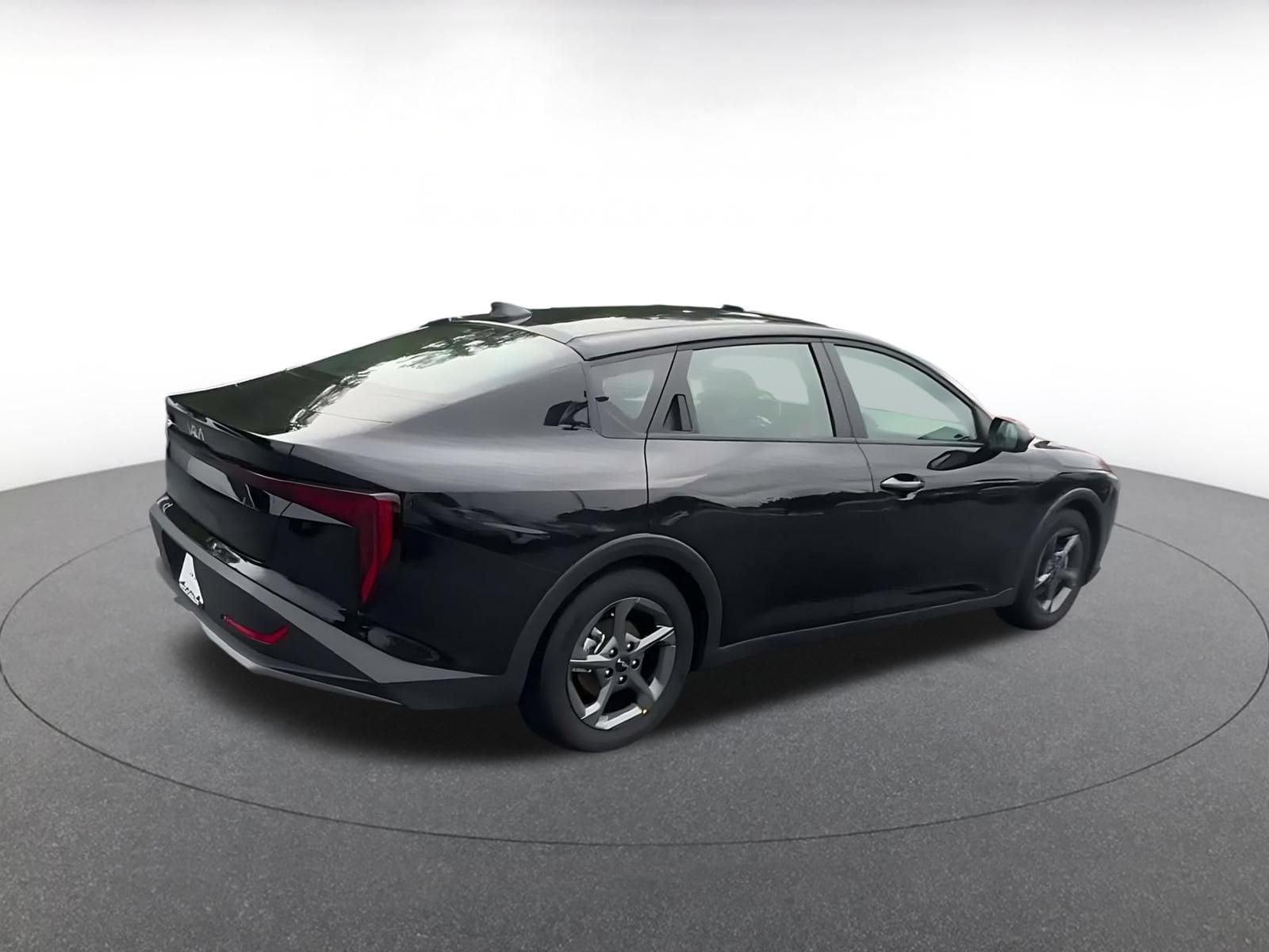 Thumbnail: 2025 Kia K4 - 11