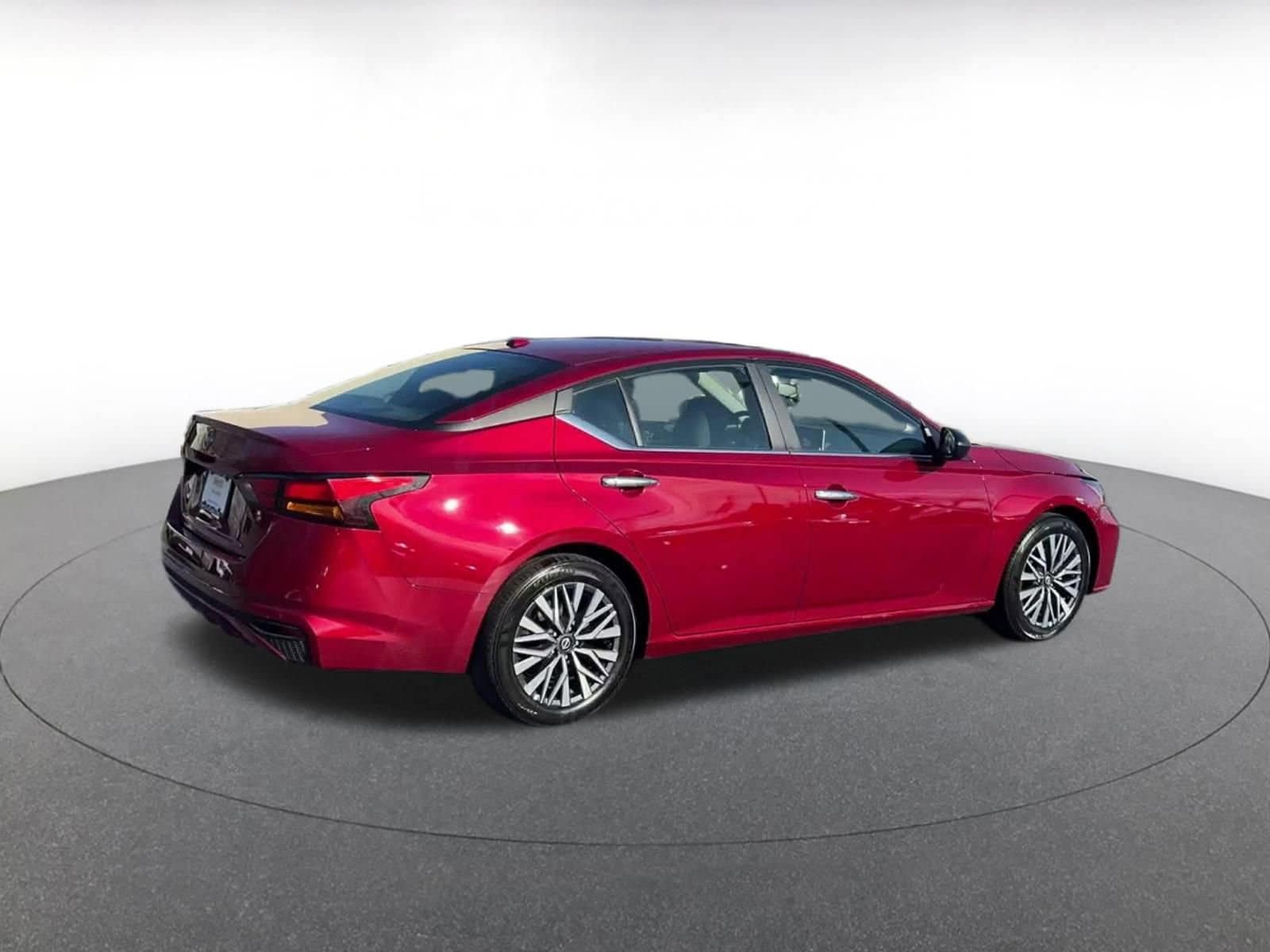 Thumbnail: 2025 Nissan Altima - 14