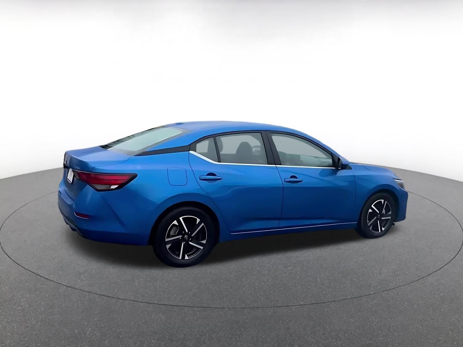 Thumbnail: 2025 Nissan Sentra - 15