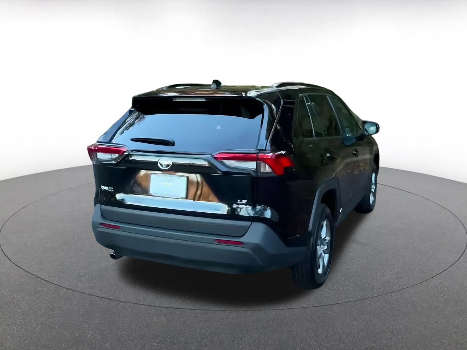 Thumbnail: 2025 Toyota RAV4 - 15