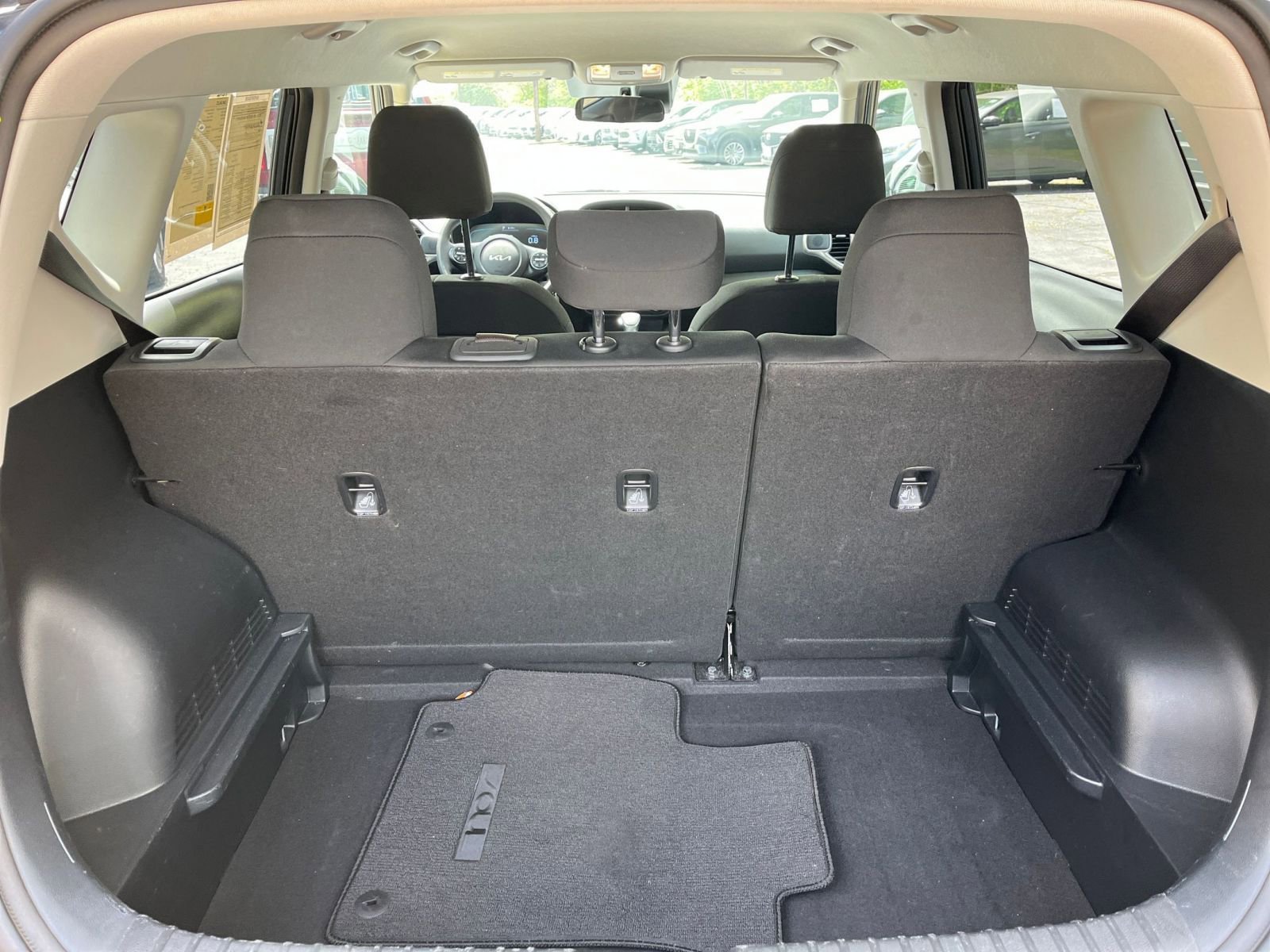 Thumbnail: 2025 Kia Soul - 25