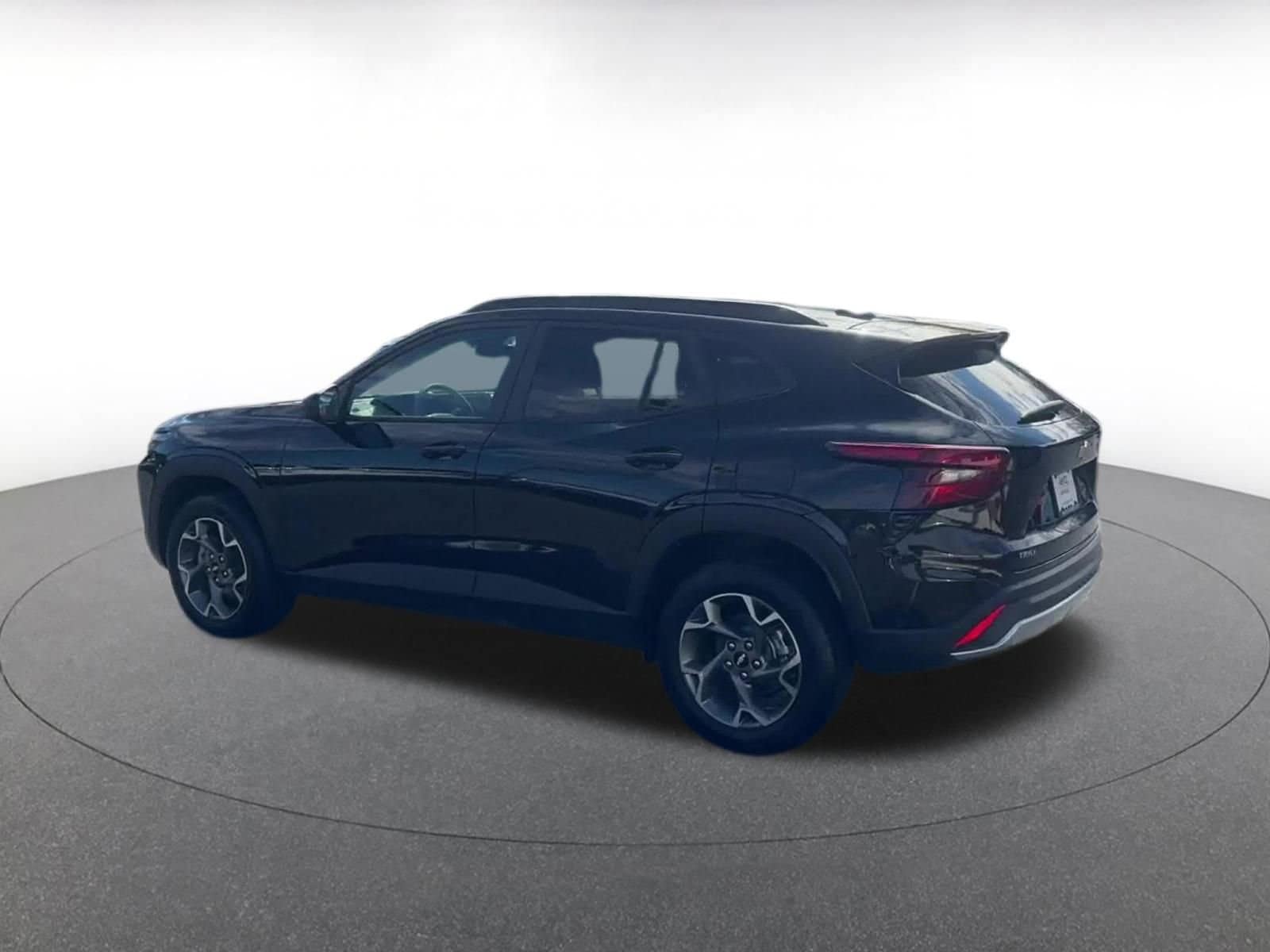 Thumbnail: 2025 Chevrolet Trax - 10