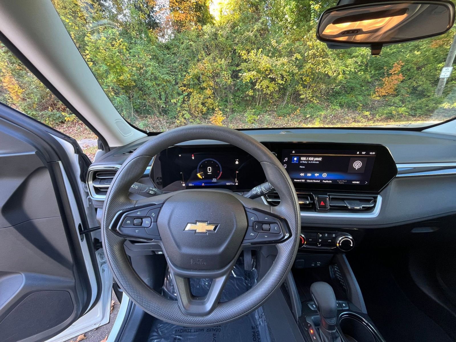 Thumbnail: 2025 Chevrolet TrailBlazer - 30