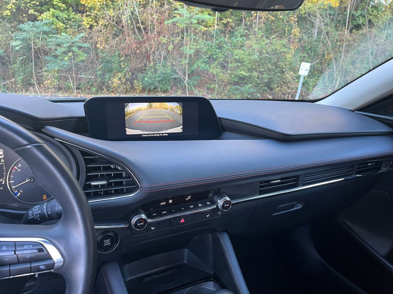 Thumbnail: 2025 Mazda Mazda3 - 17