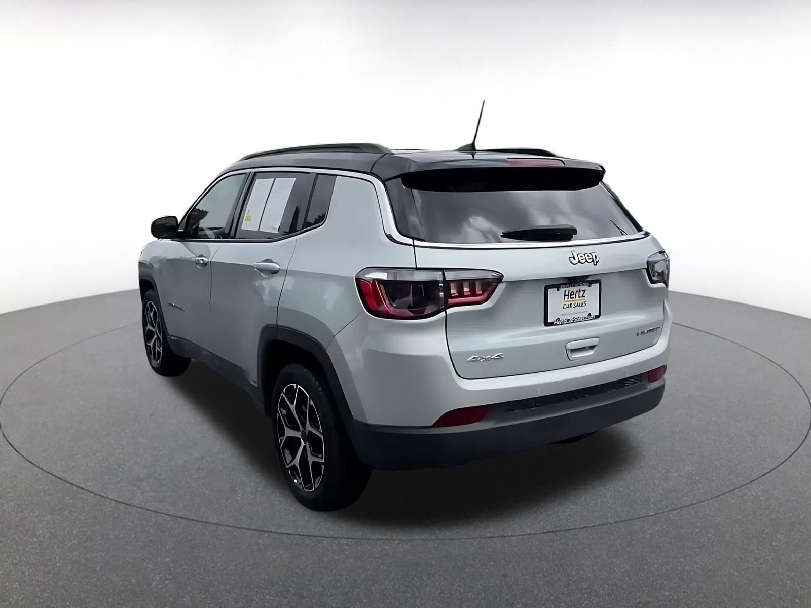 Thumbnail: 2025 Jeep Compass - 11