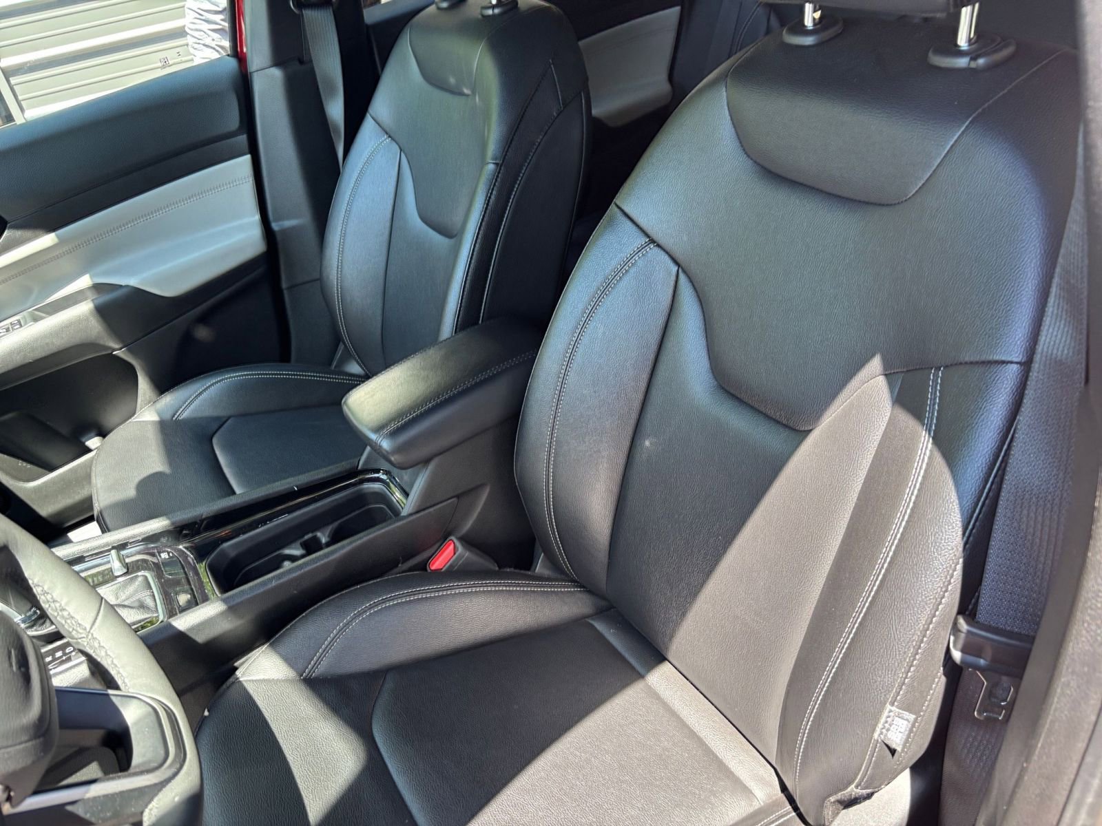 Thumbnail: 2025 Jeep Compass - 31