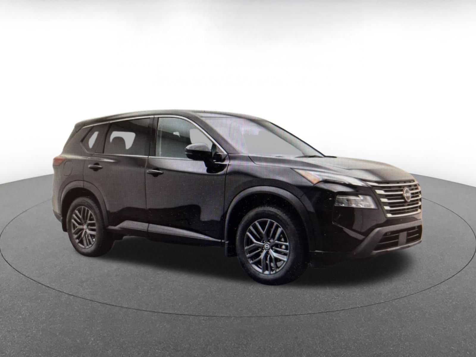 Thumbnail: 2026 Nissan Rogue - 4