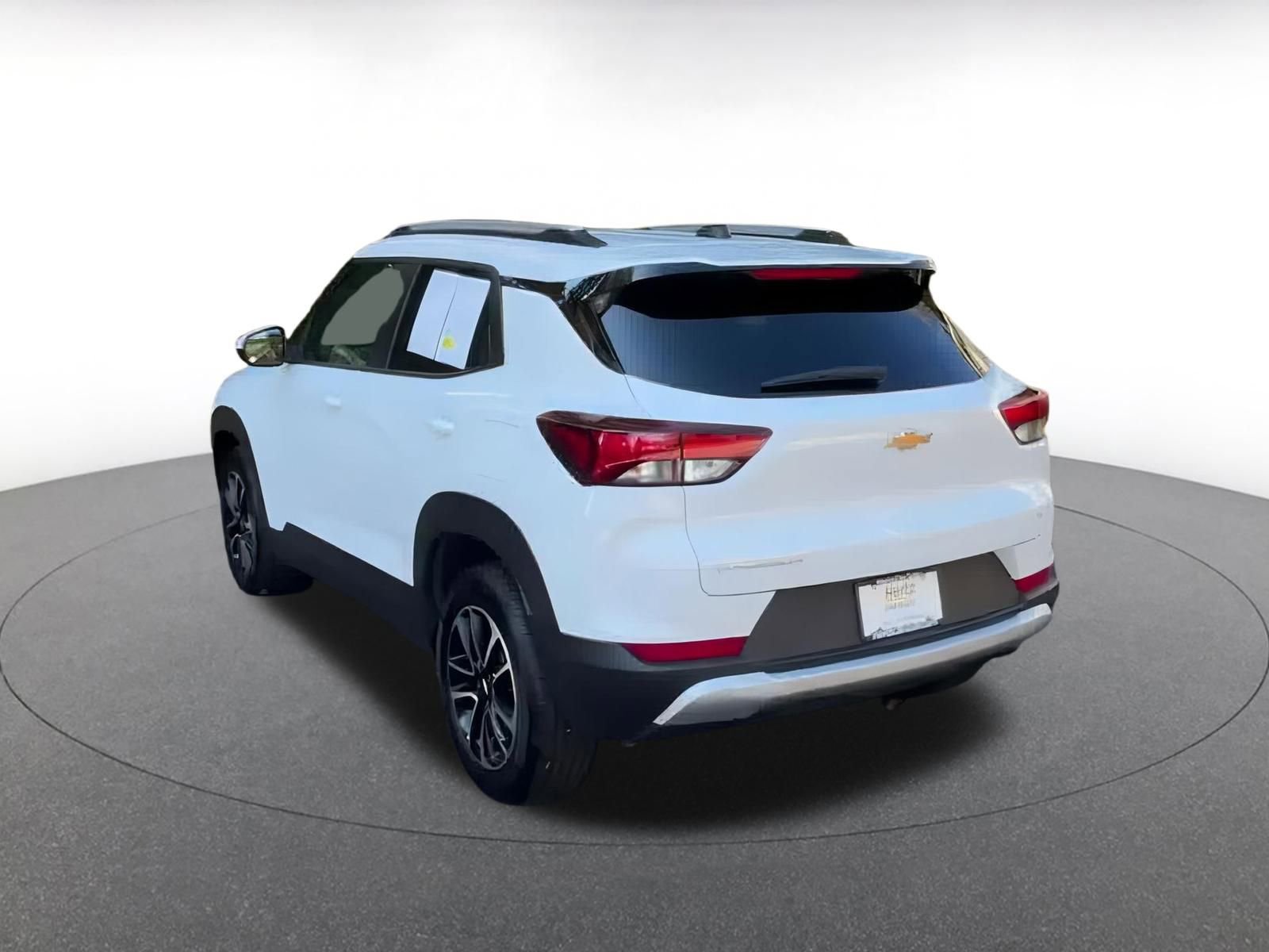 Thumbnail: 2025 Chevrolet TrailBlazer - 11