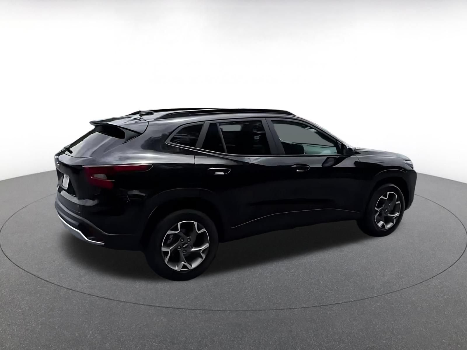 Thumbnail: 2025 Chevrolet Trax - 10