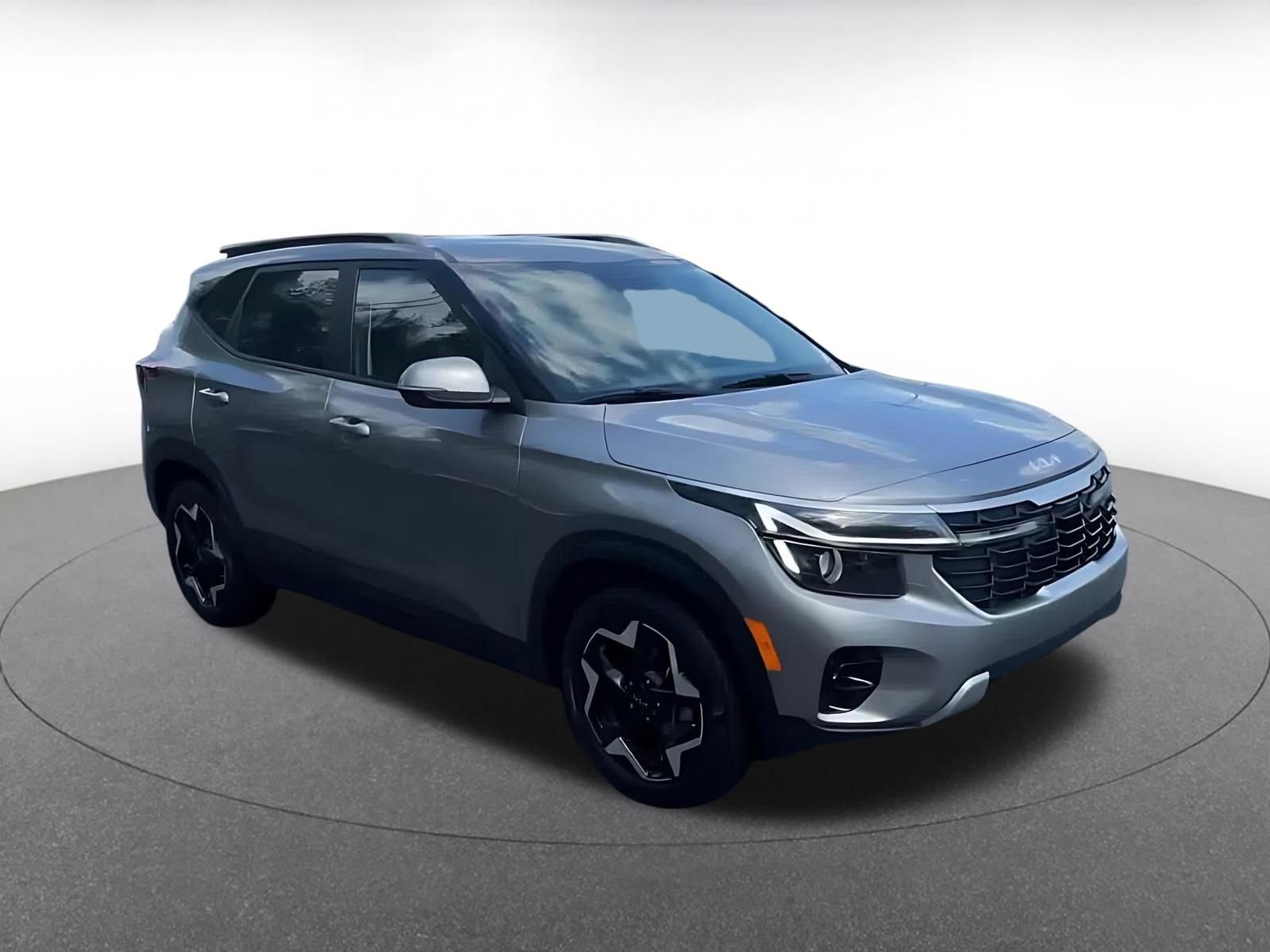 Thumbnail: 2025 Kia Seltos - 3