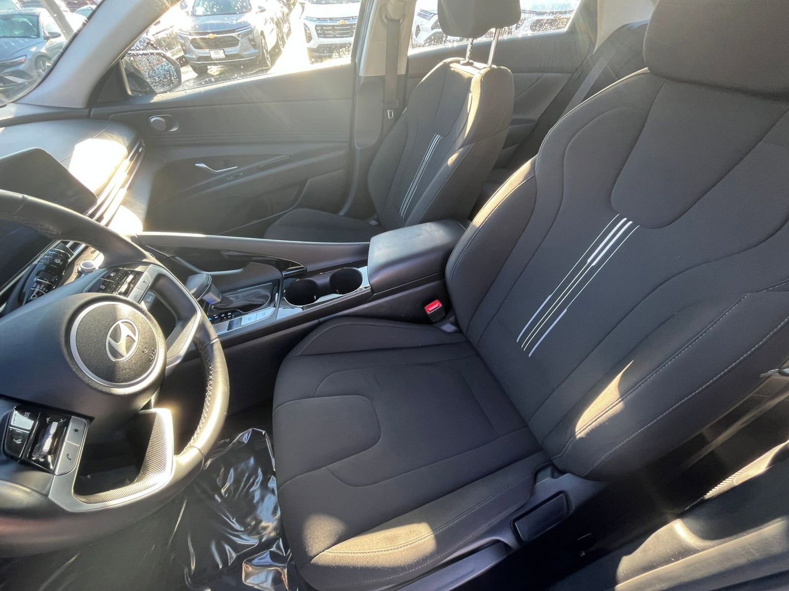 Thumbnail: 2025 Hyundai Elantra - 31