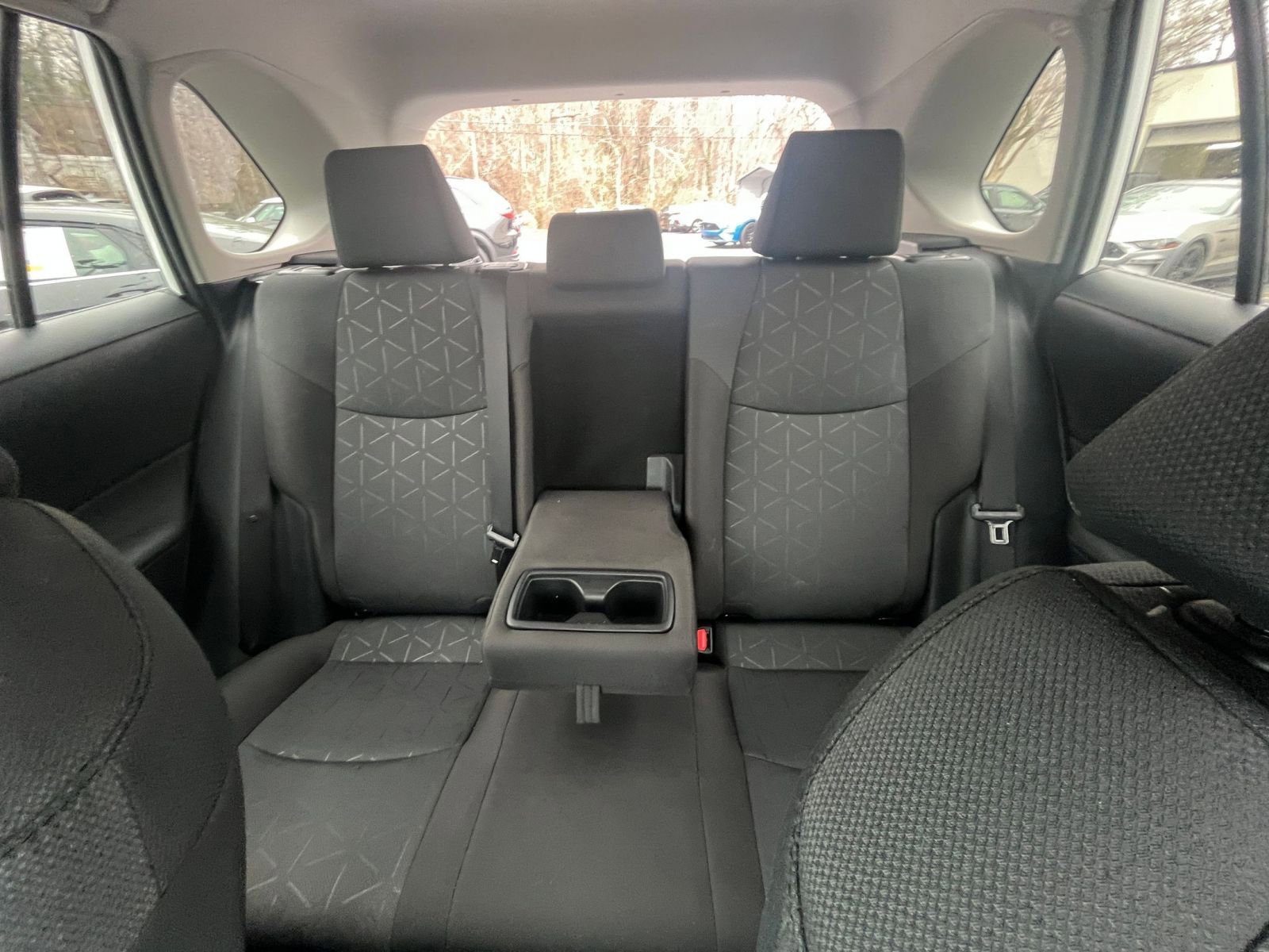 Thumbnail: 2025 Toyota RAV4 - 34