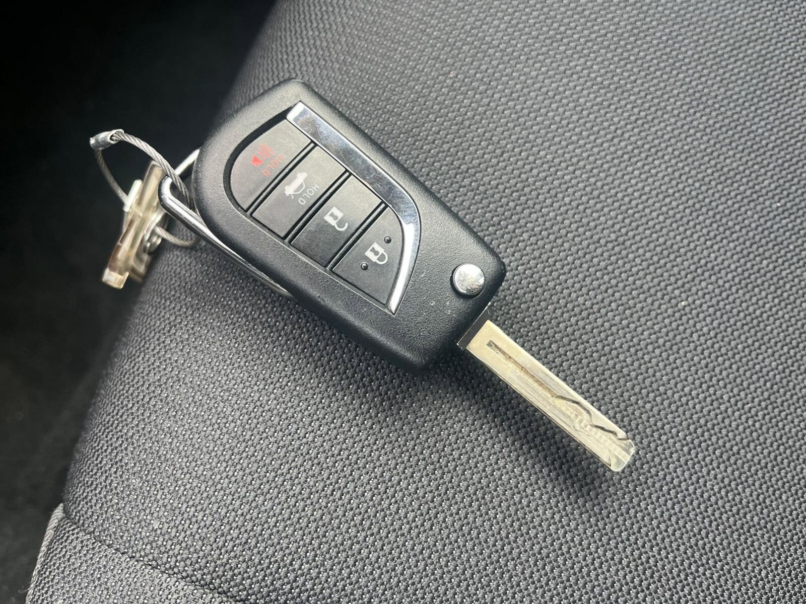 Thumbnail: 2025 Toyota Corolla - 18