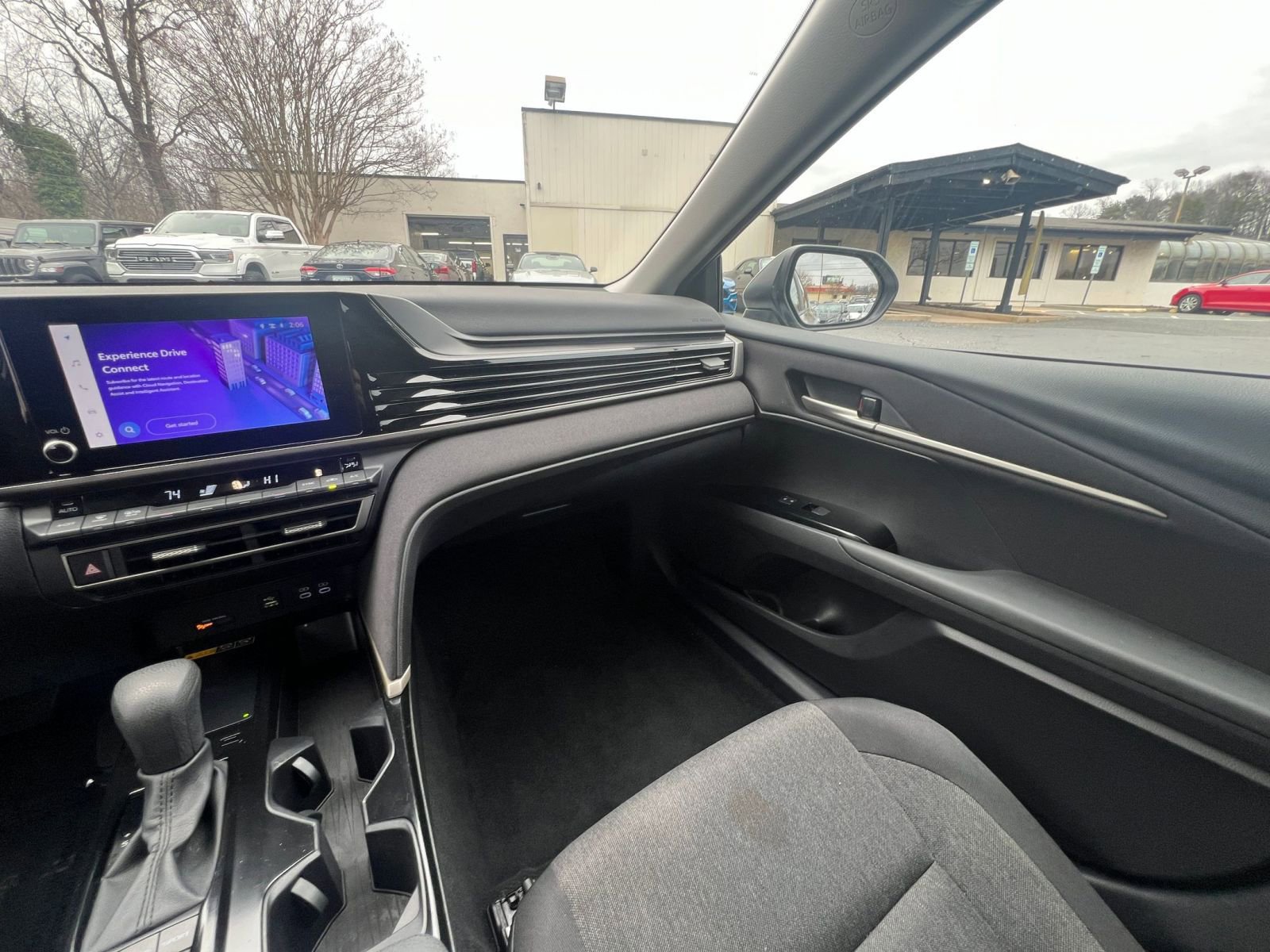 Thumbnail: 2025 Toyota Camry - 30