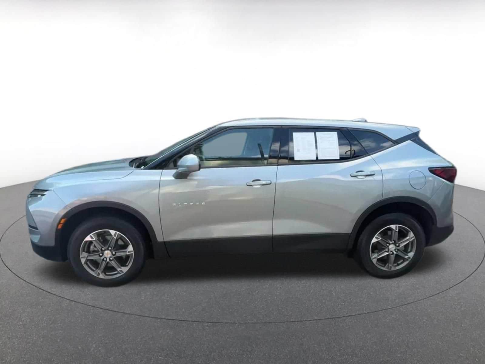 Thumbnail: 2026 Chevrolet Blazer - 8