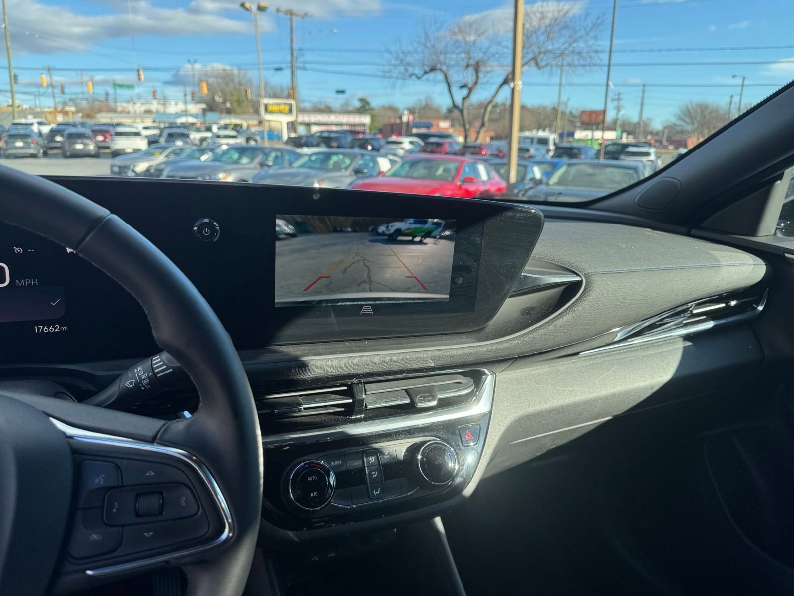 Thumbnail: 2025 Buick Envista - 17