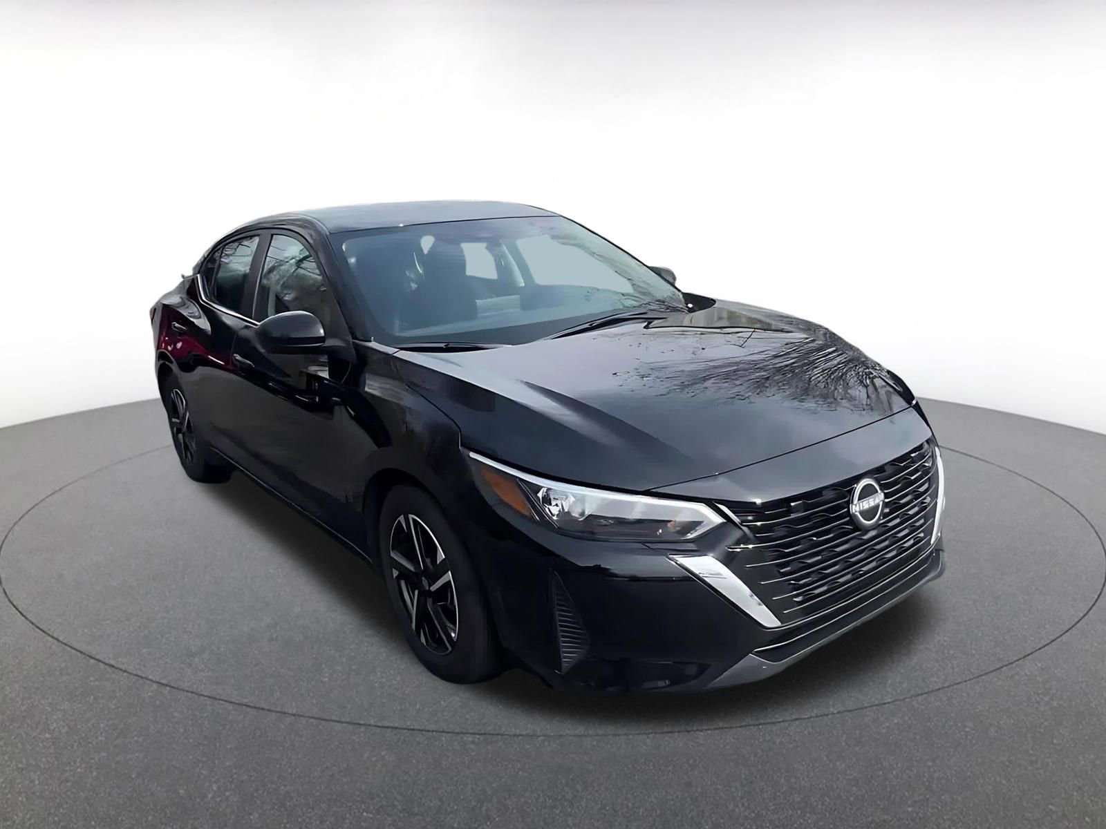 Thumbnail: 2025 Nissan Sentra - 3