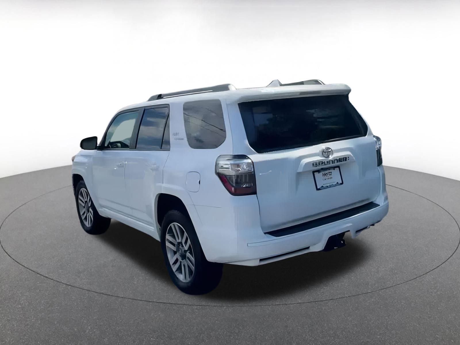 Thumbnail: 2024 Toyota 4Runner - 11