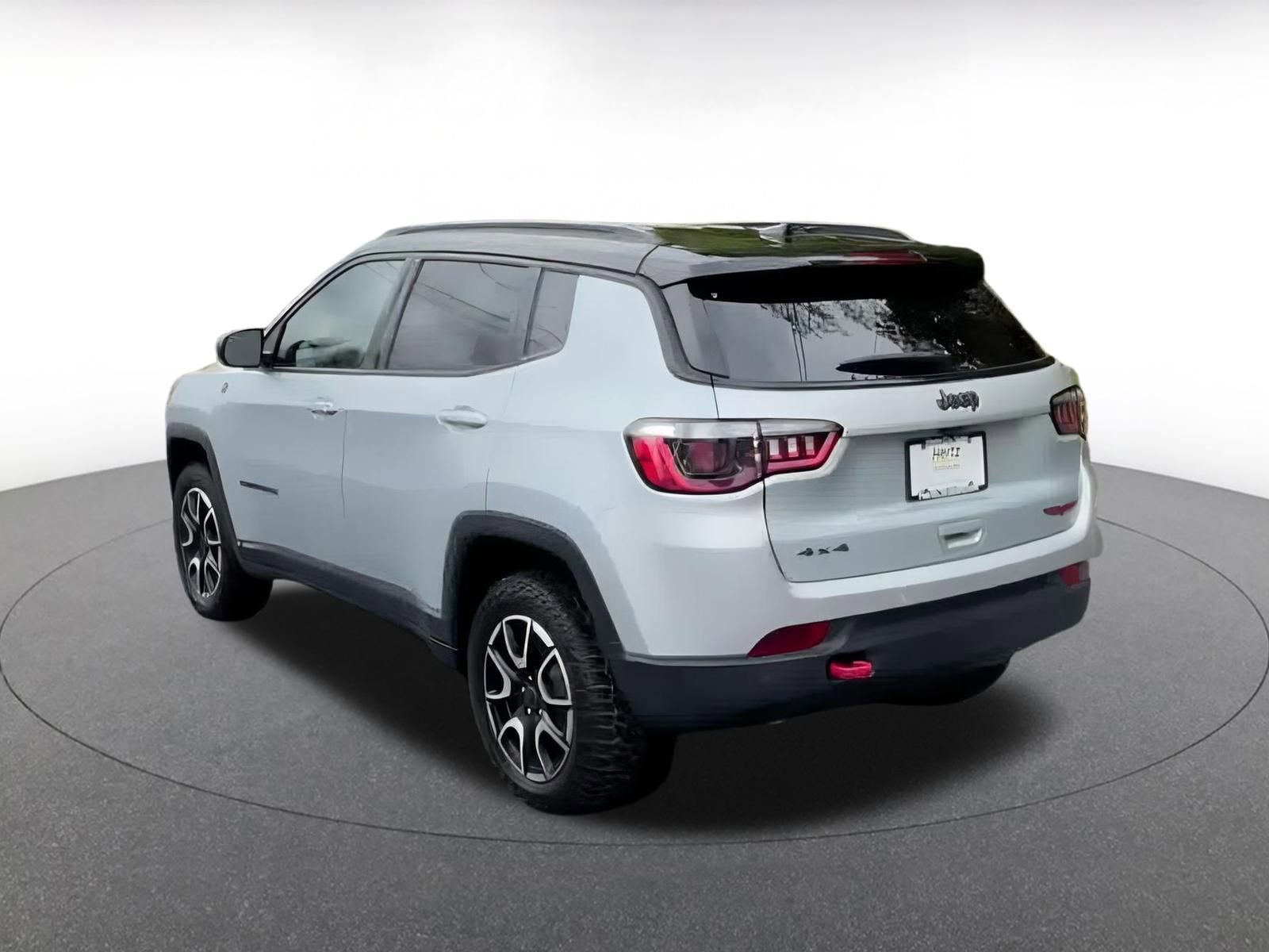 Thumbnail: 2025 Jeep Compass - 11