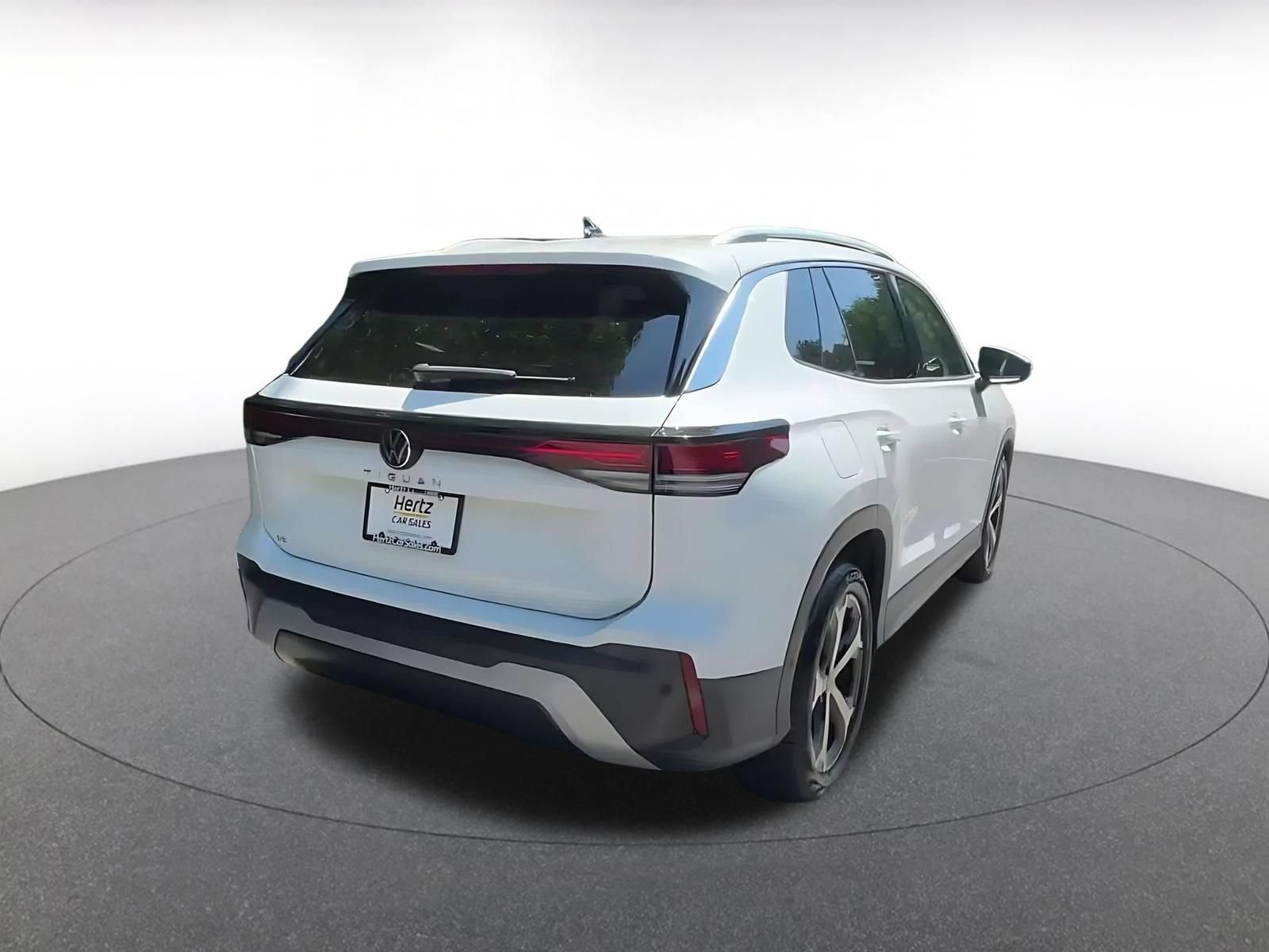 Thumbnail: 2026 Volkswagen Tiguan - 13
