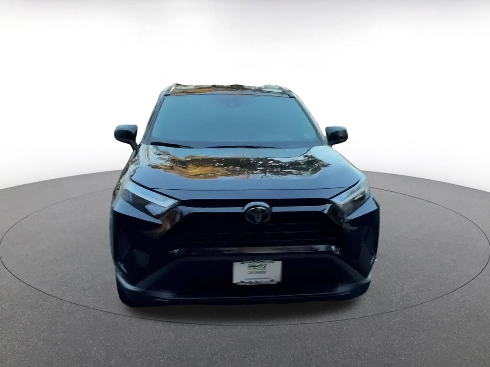 Thumbnail: 2025 Toyota RAV4 - 4