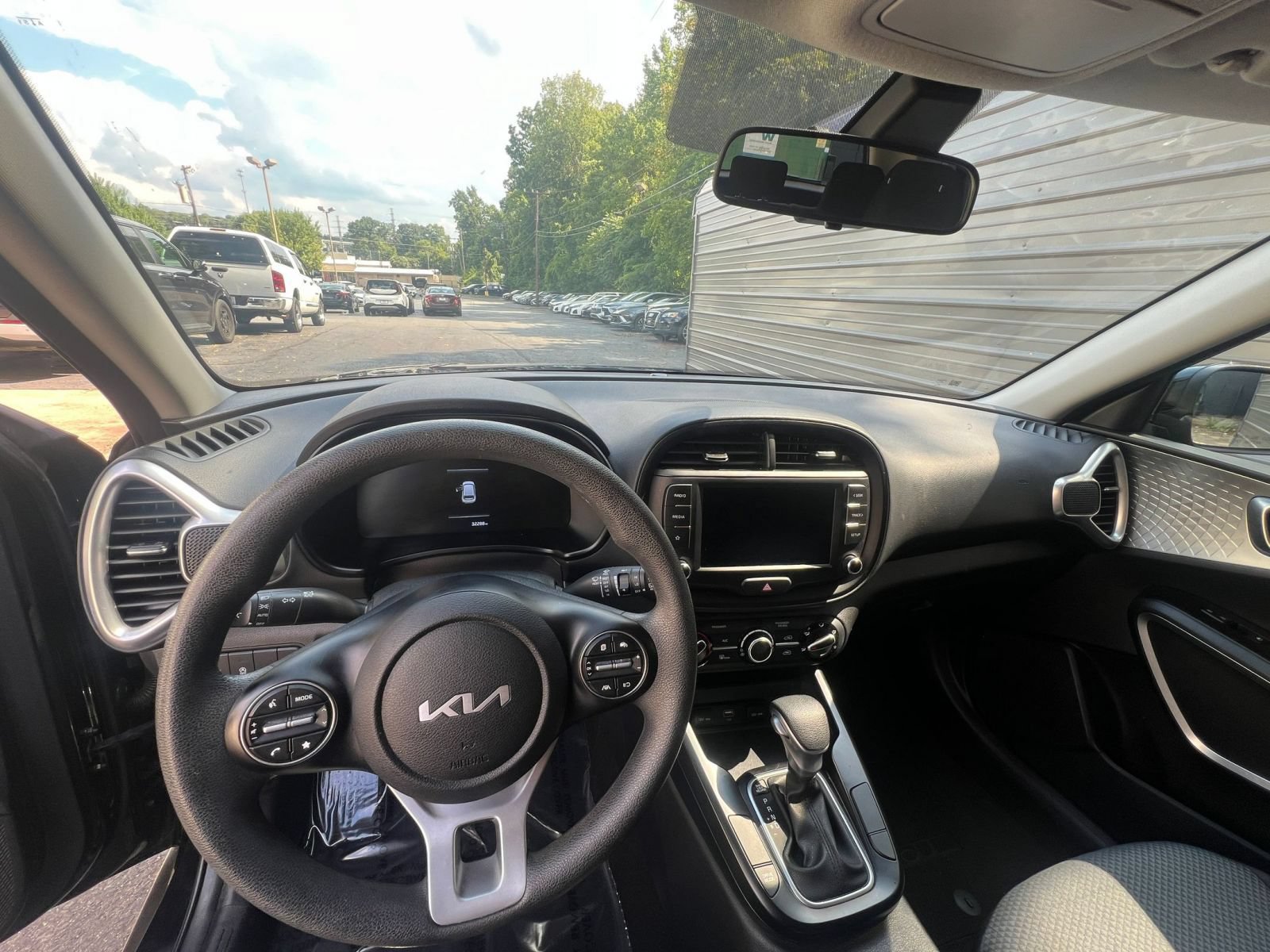 Thumbnail: 2025 Kia Soul - 28