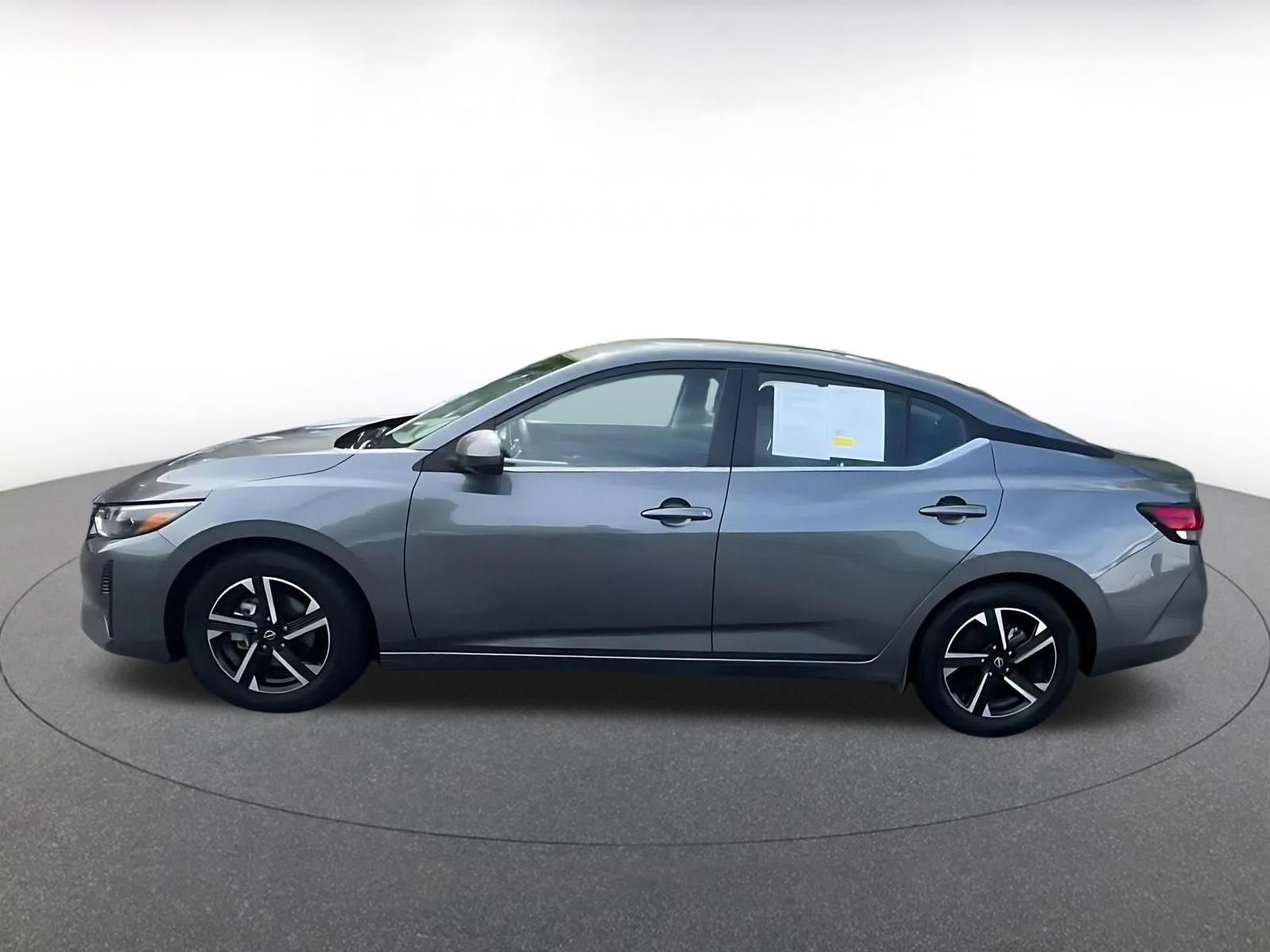 Thumbnail: 2025 Nissan Sentra - 9